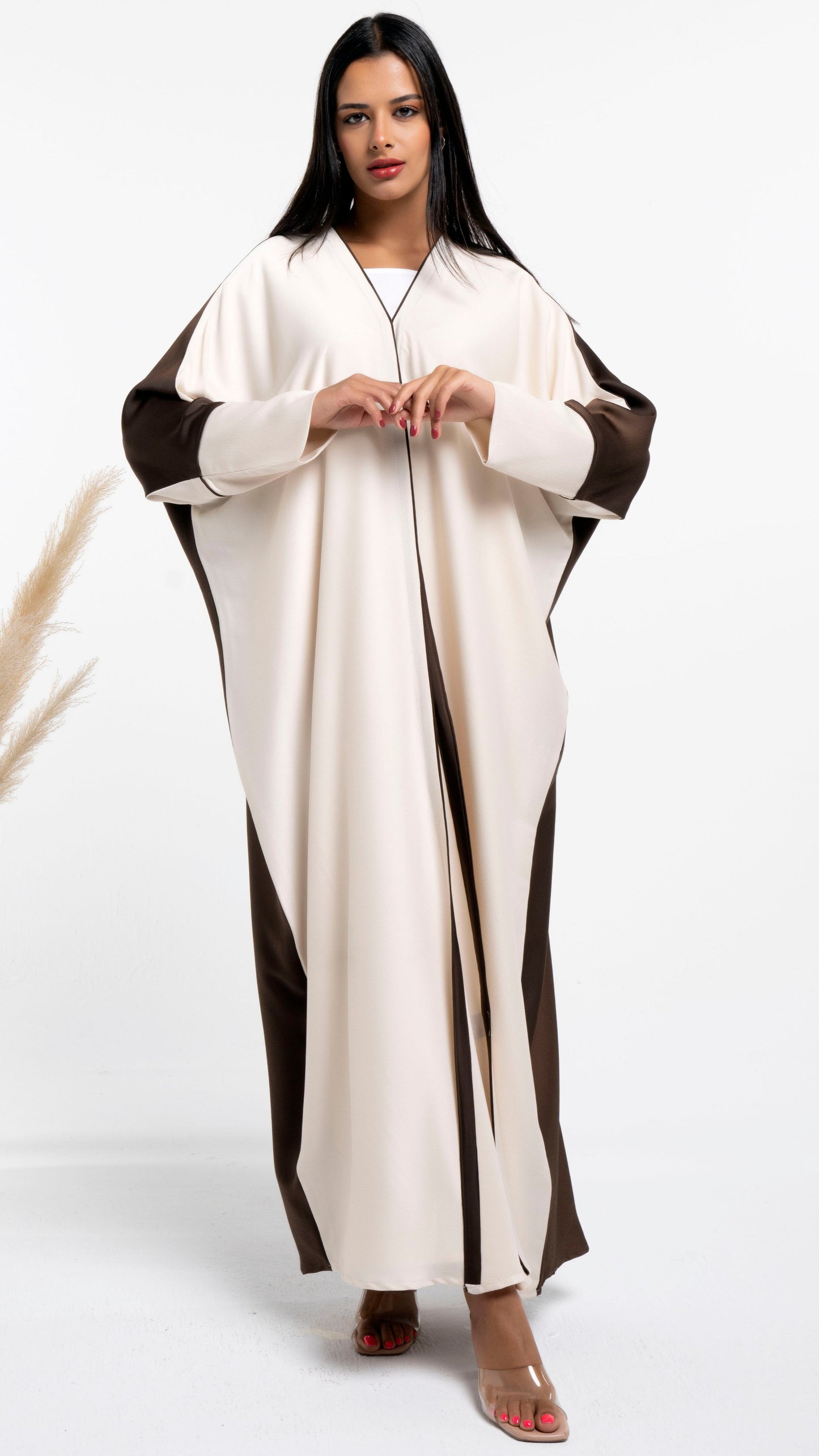 Bahraini style abaya for sale in Dubai