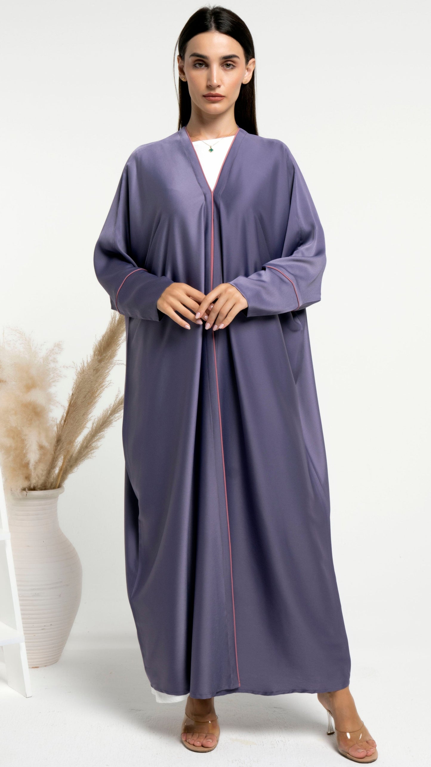 Bahraini style purple abaya with contrast color piping detail