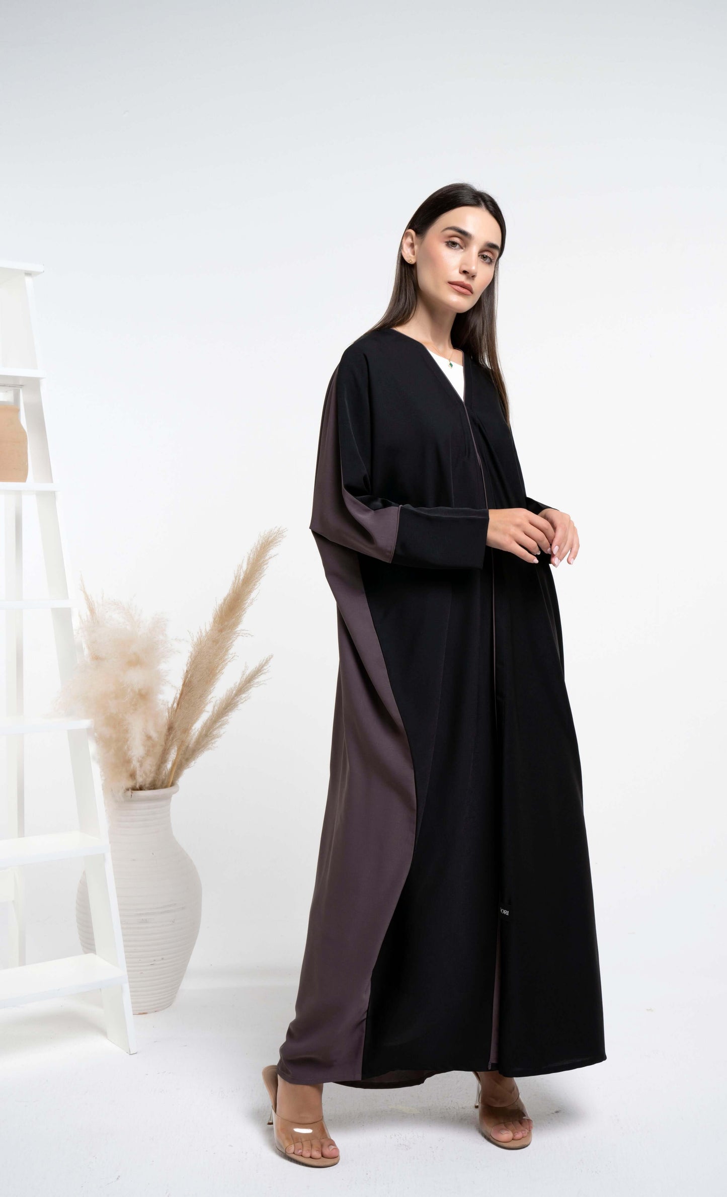 Bahraini style black & dark brown color block abaya
