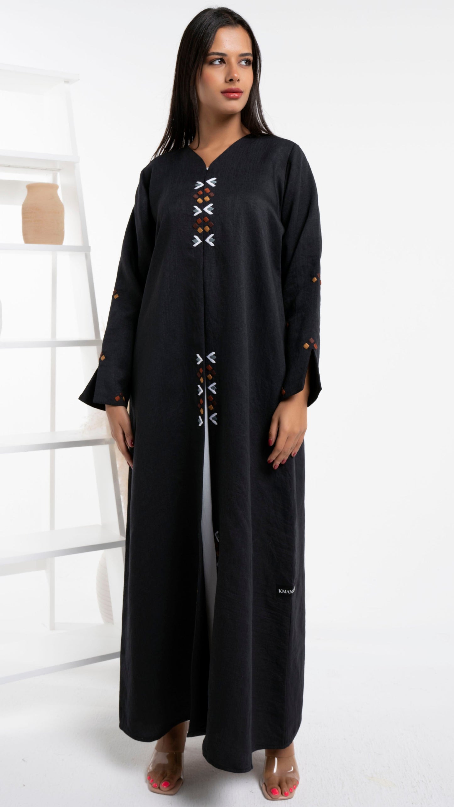 Black color abaya with thread embroidery