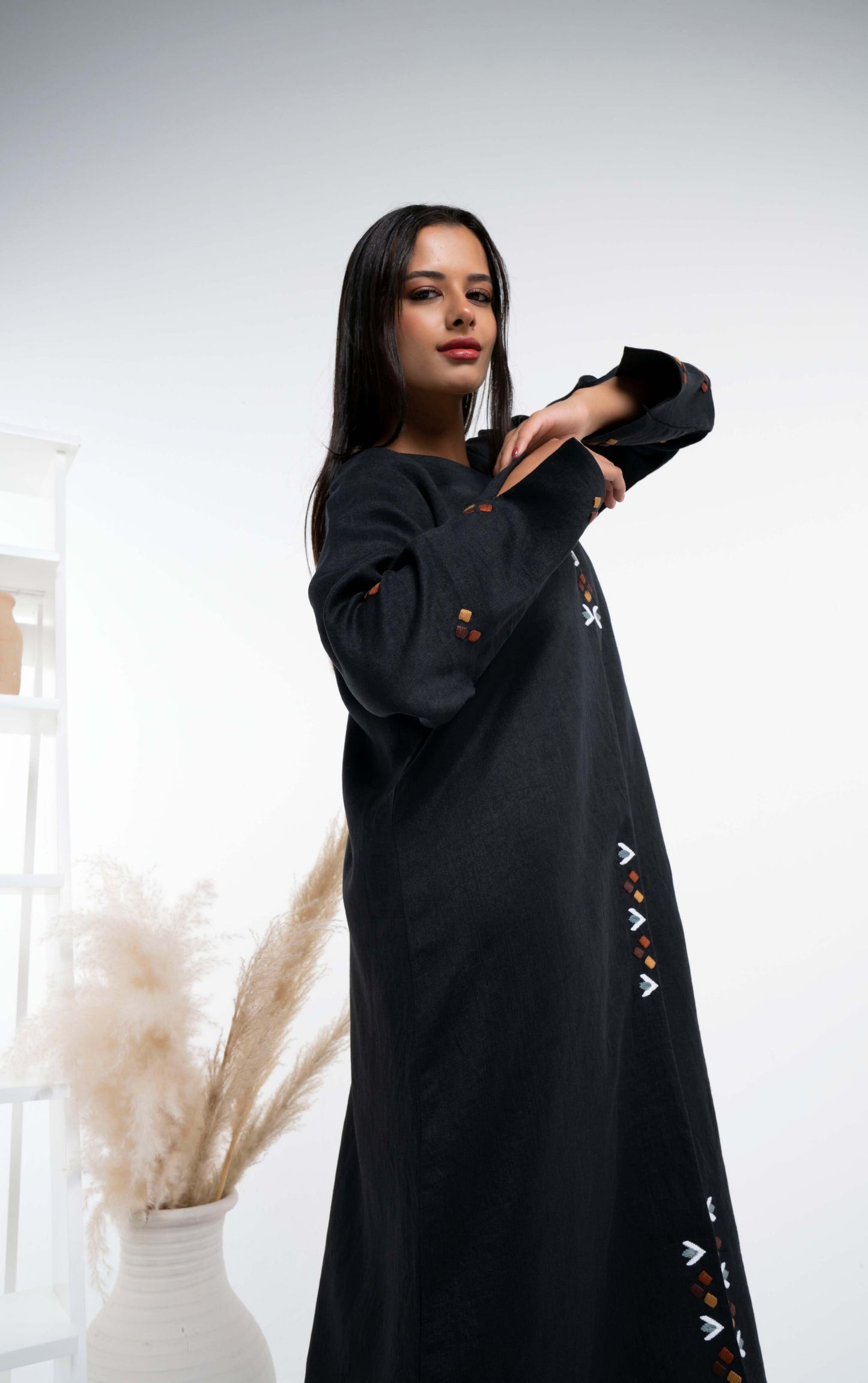 Black abaya with thread embroidery