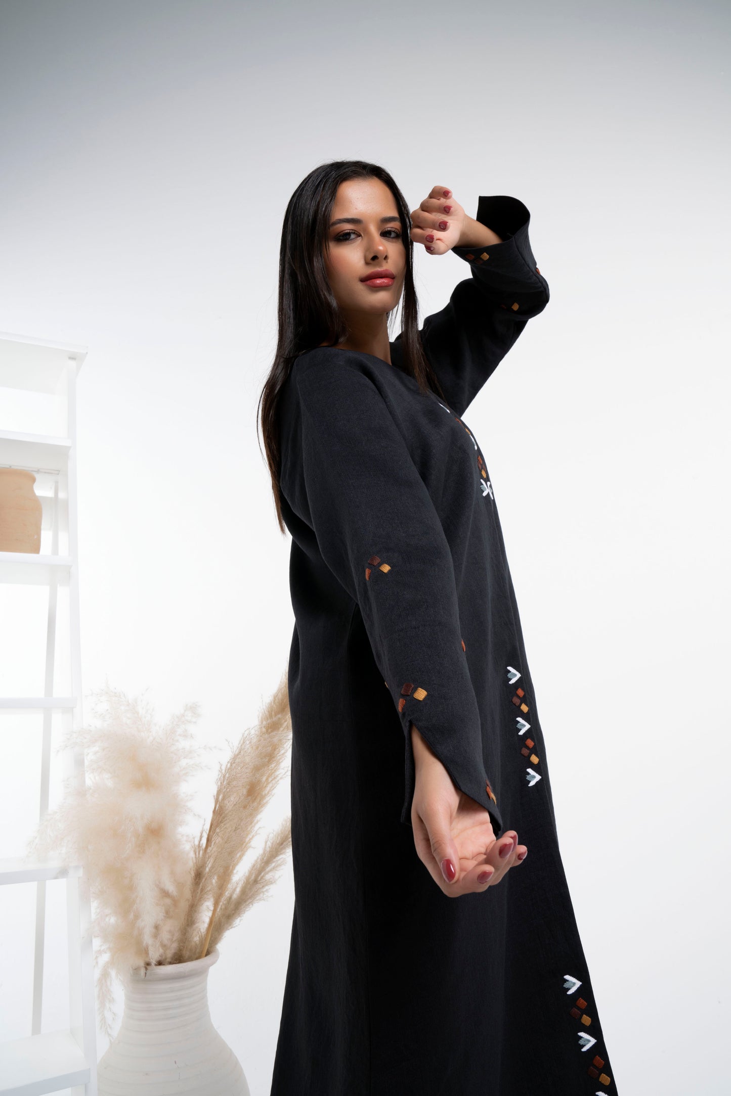 Black abaya for sale in Dubai