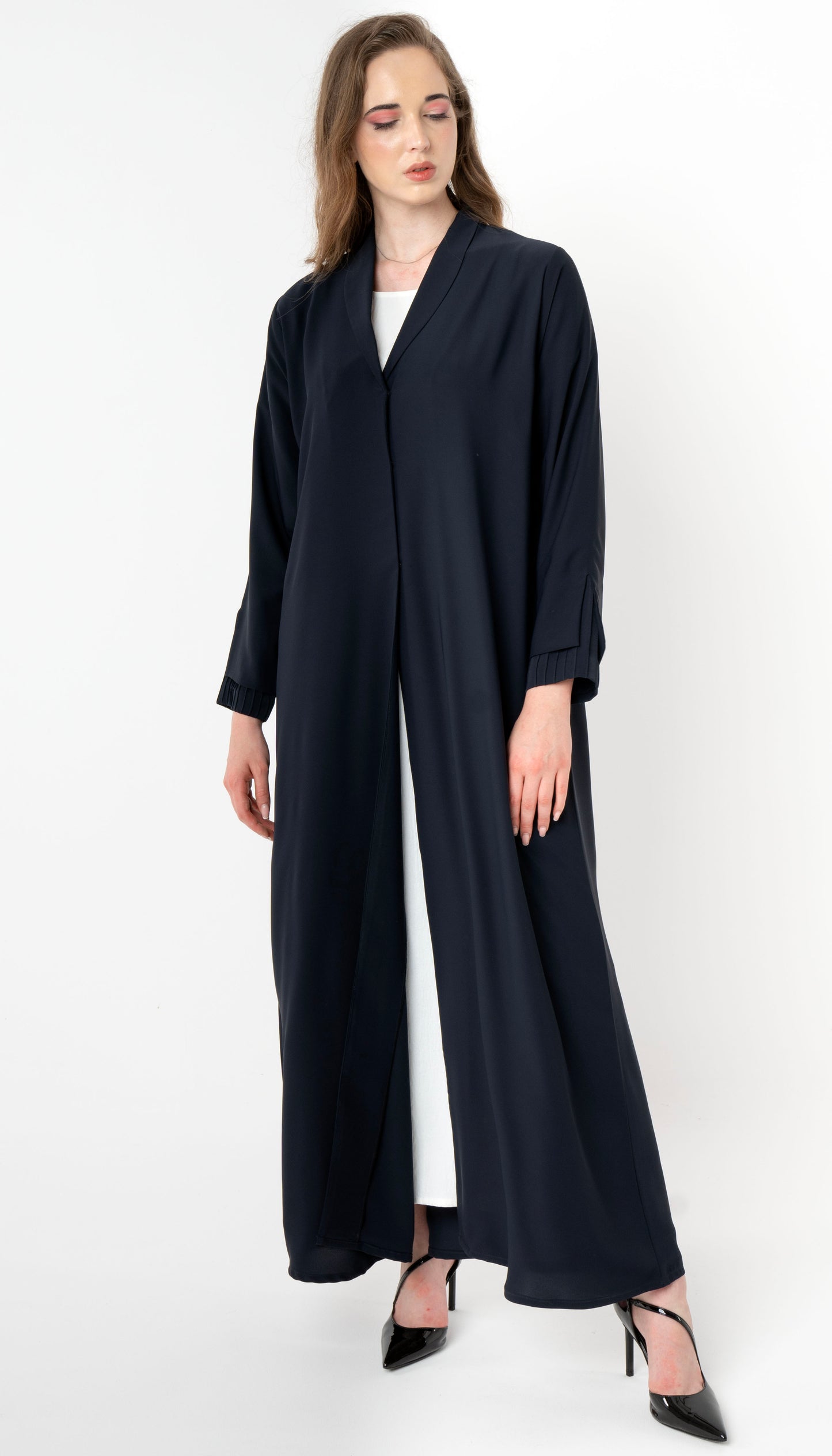 Collared Abaya With Pintuck Open Sleeves