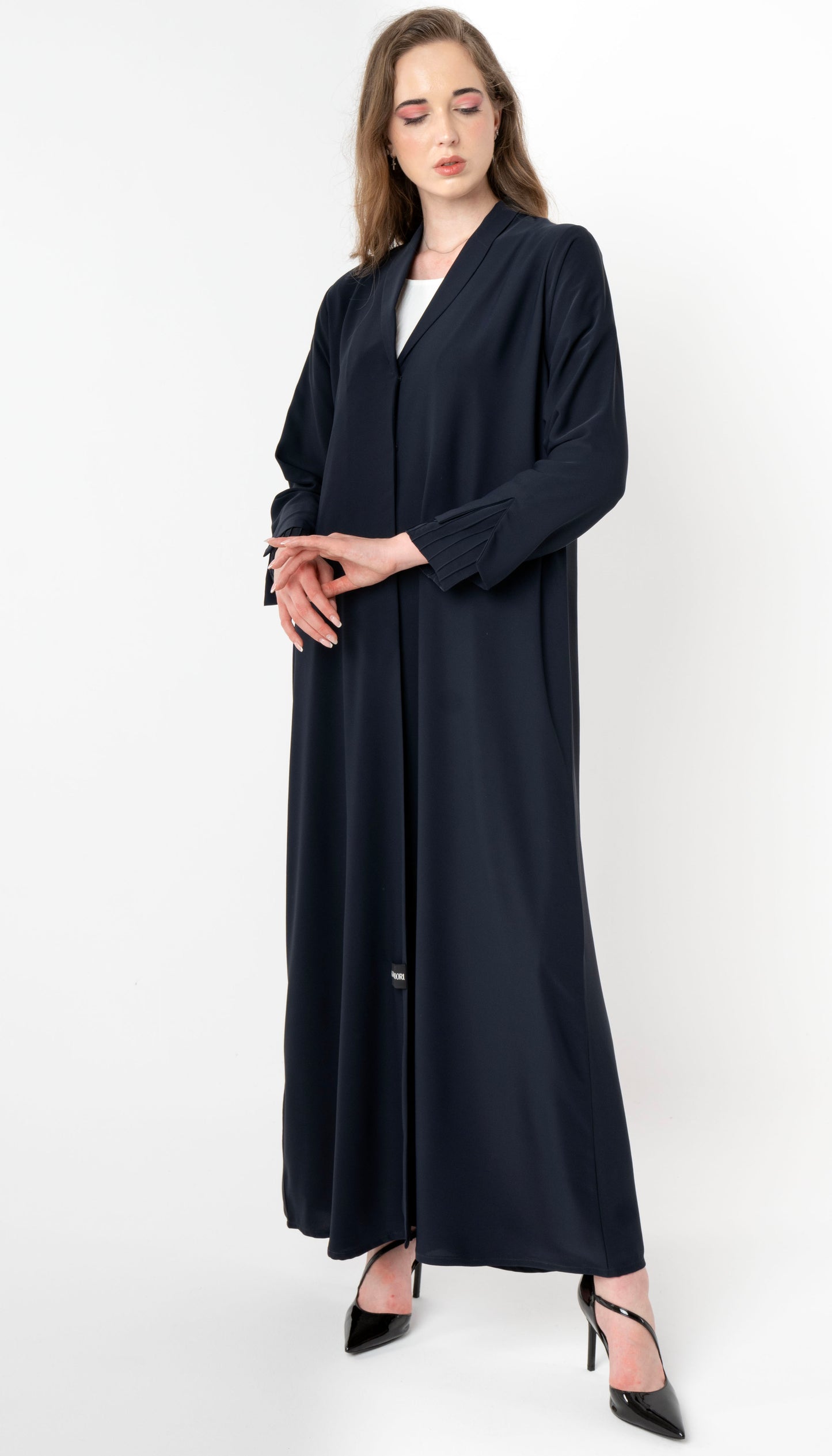 Collared Abaya With Pintuck Open Sleeves
