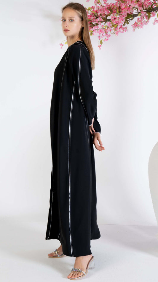 Stylised pattern abaya with contrast color stitch line