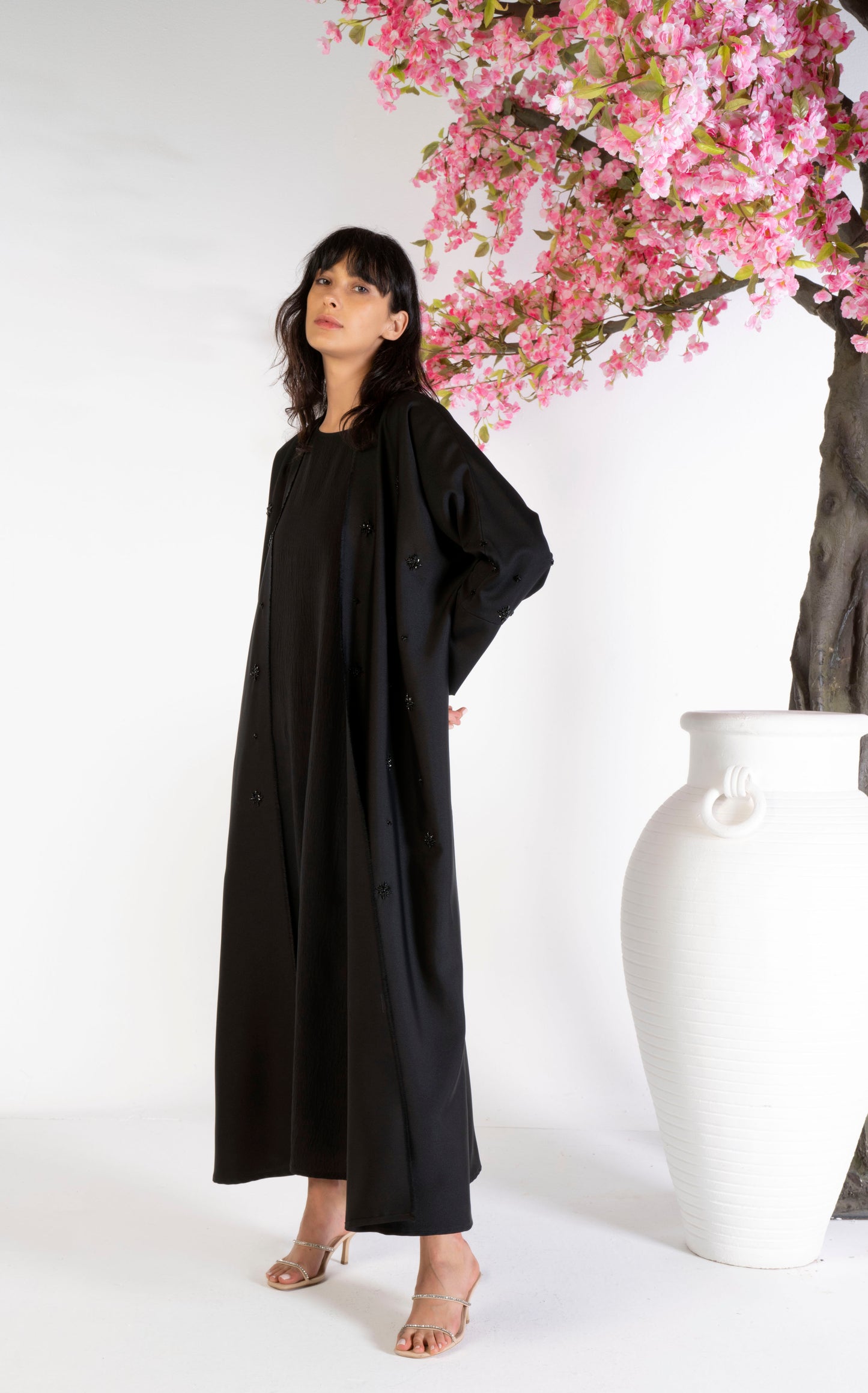 Bisht abaya for women on sale in Dubai