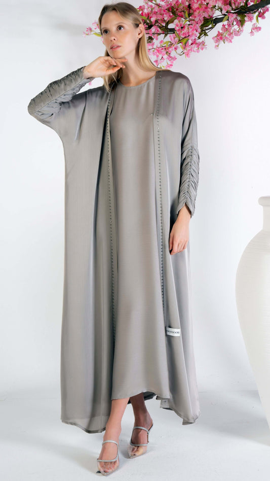 Brown Bisht Abaya With Pleated Sleeves Enhanced With Simple Beadwork Detailing