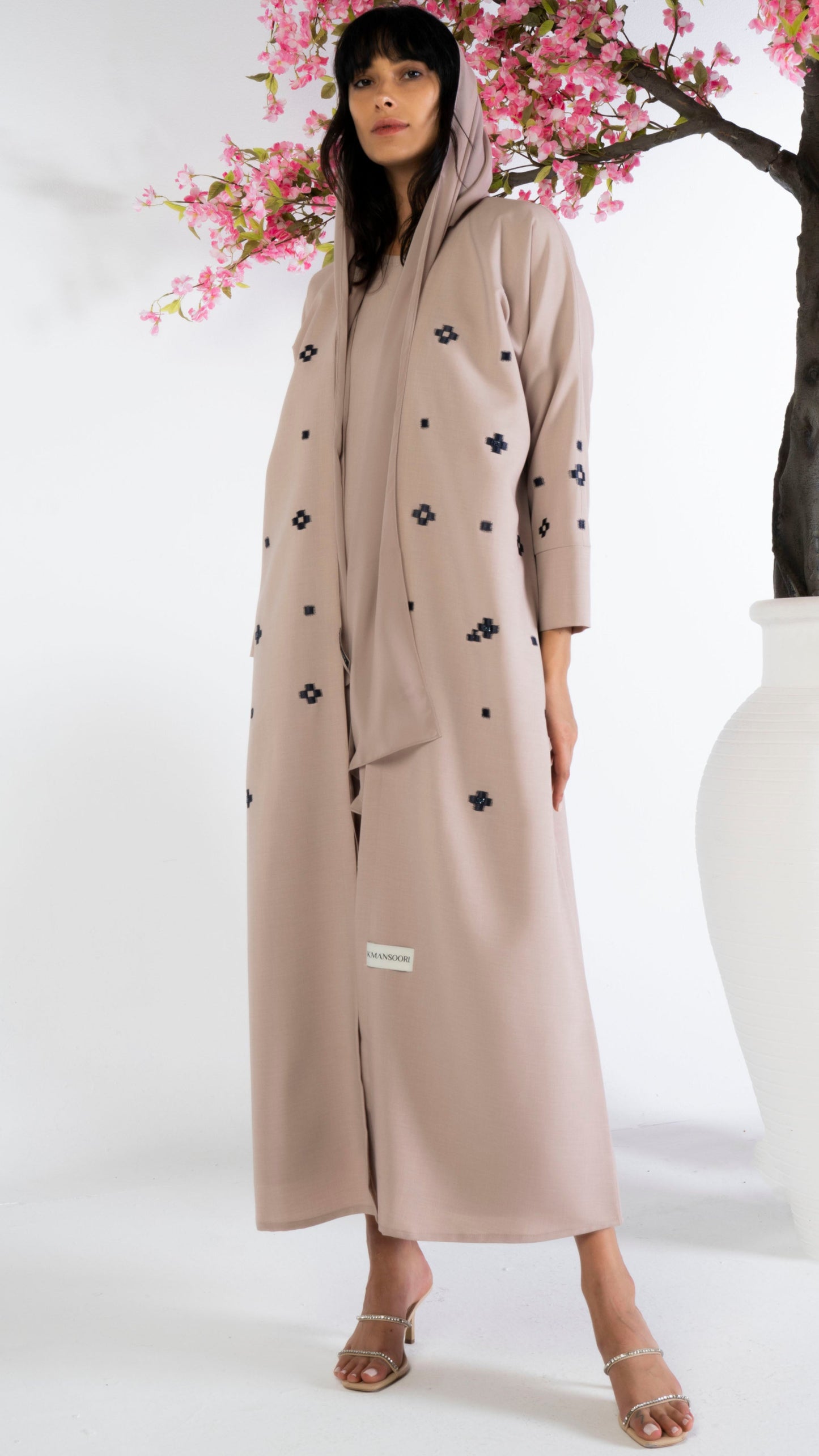 Embrace Your Stylised Box Design Abaya Using Machine Embroidery & Hand Work