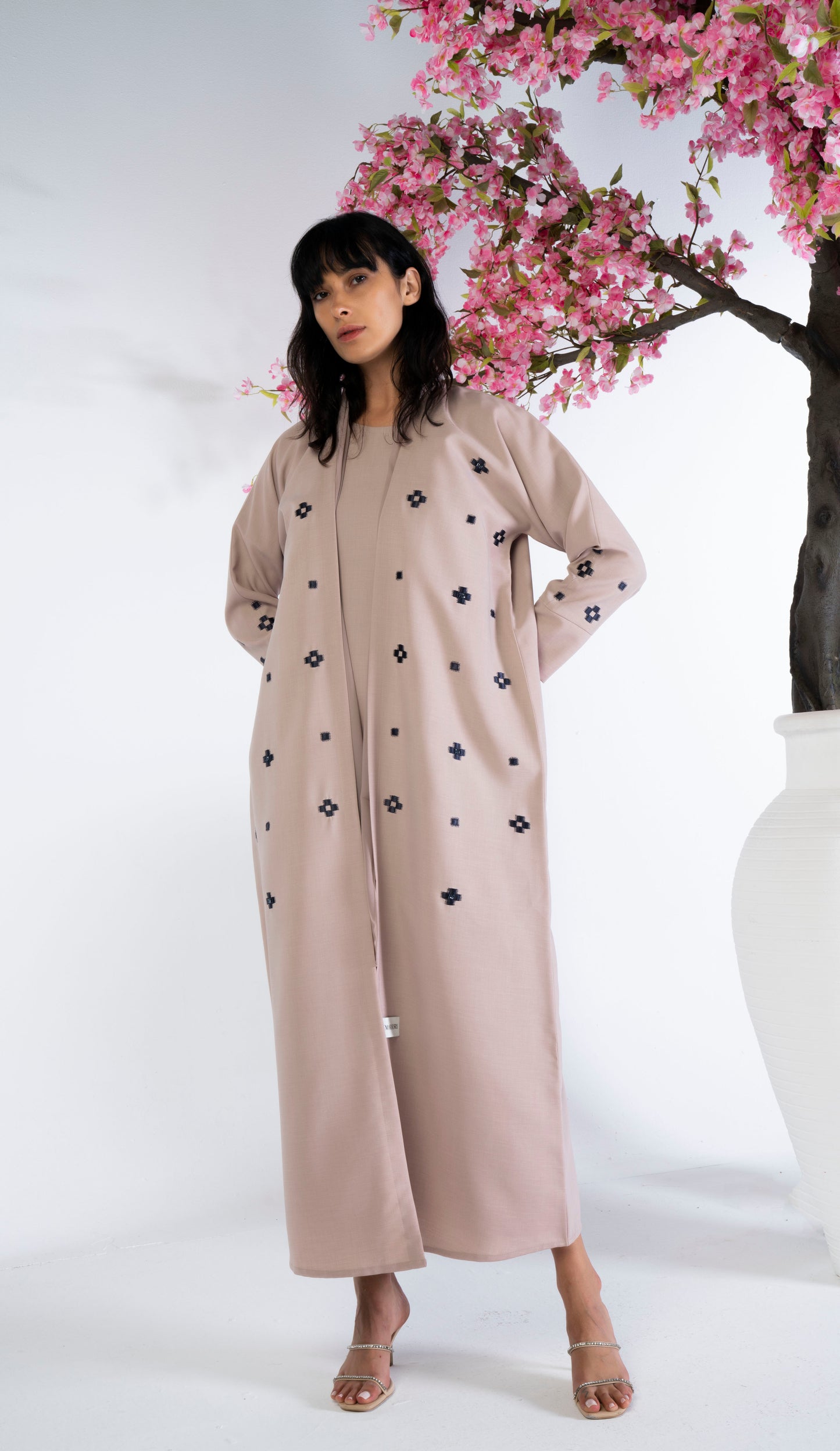 Embrace Your Stylised Box Design Abaya Using Machine Embroidery & Hand Work