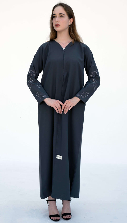 Elegant Floral Embroidered Dark Grey Sleeve Pattern With Side Pockets
