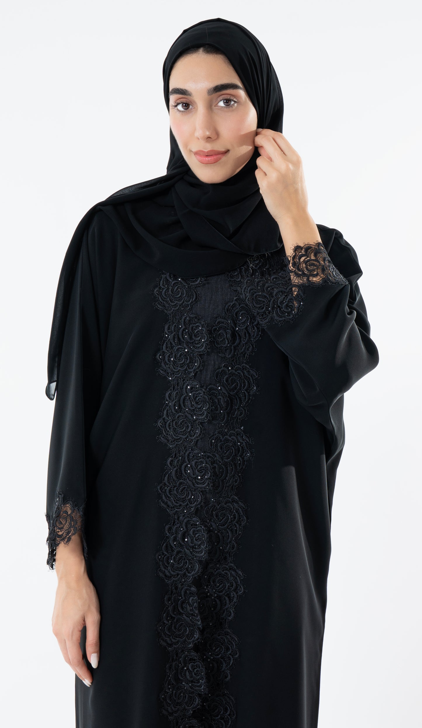 Open Black Abaya With Embroidery Lace In Bahrini Style