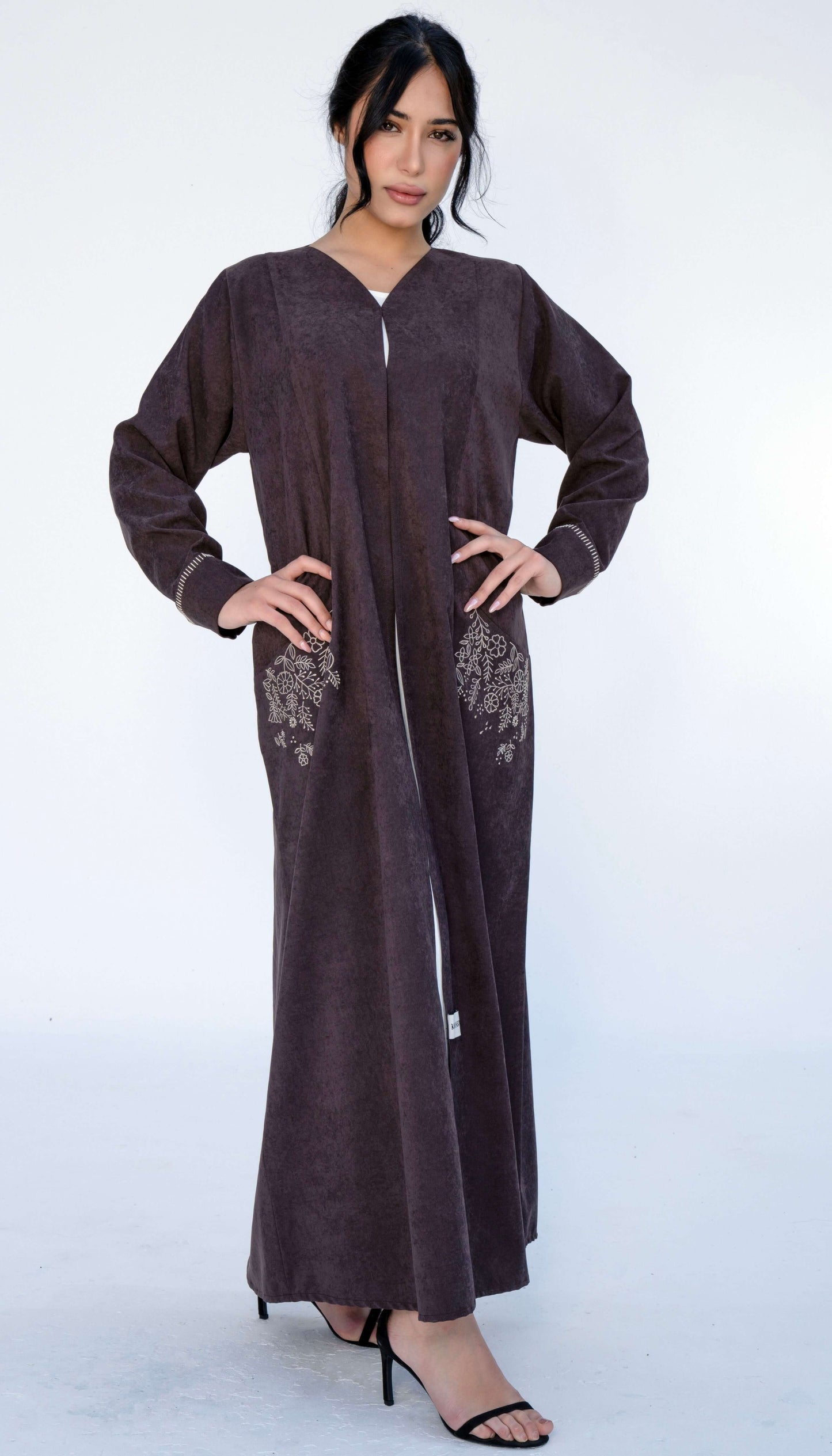 Floral Embroidered Pocket Brown Abaya And Folded Sleeve With Simple Thread Stitch Details