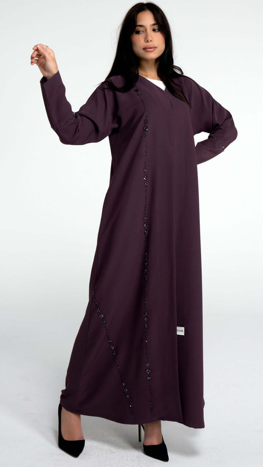 Flower motif design line on front and simple bead line on sleeve