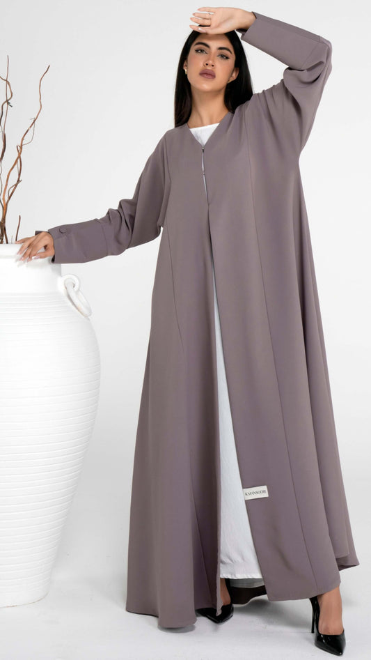 Brown abaya with stylised pattern sleeve