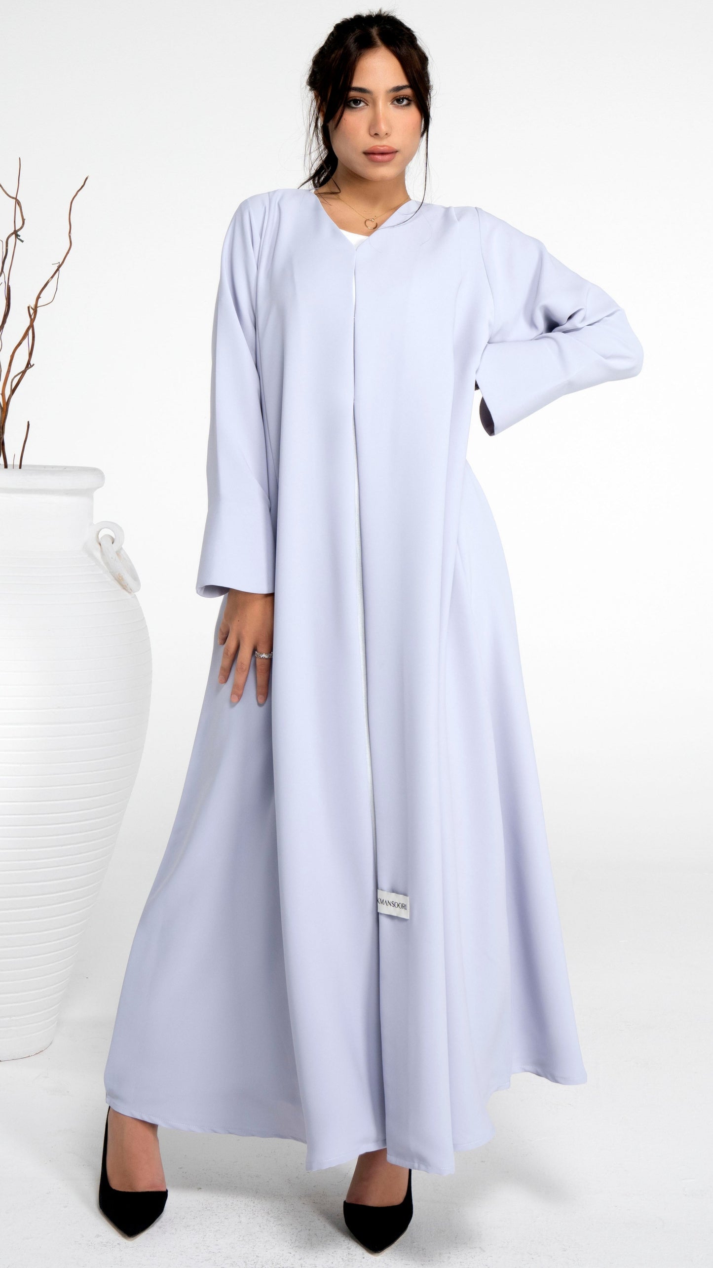 Light grey sada abaya with curve design and cut sleeve