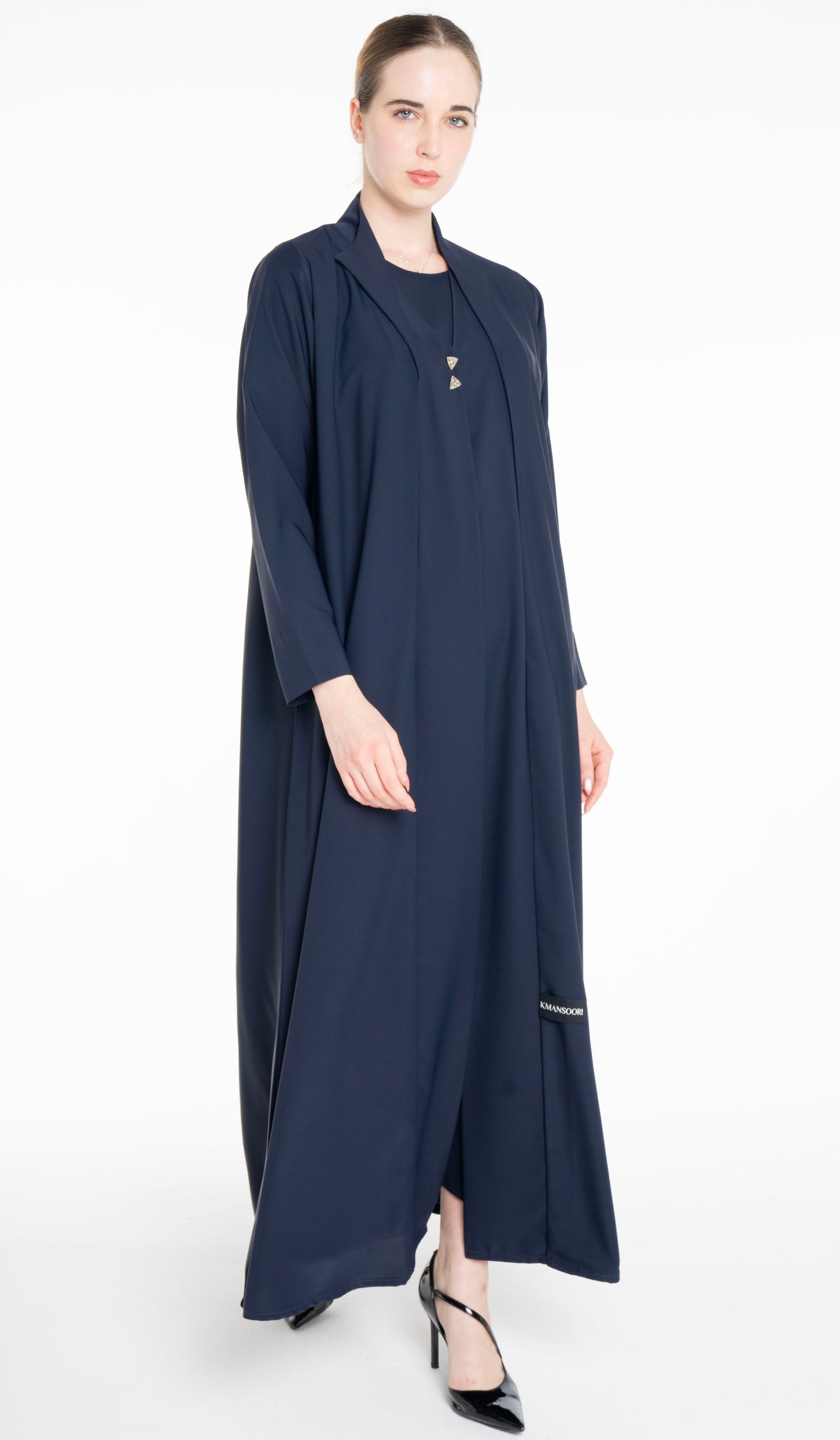 Collar Design Sada Abaya With Button Enhancing