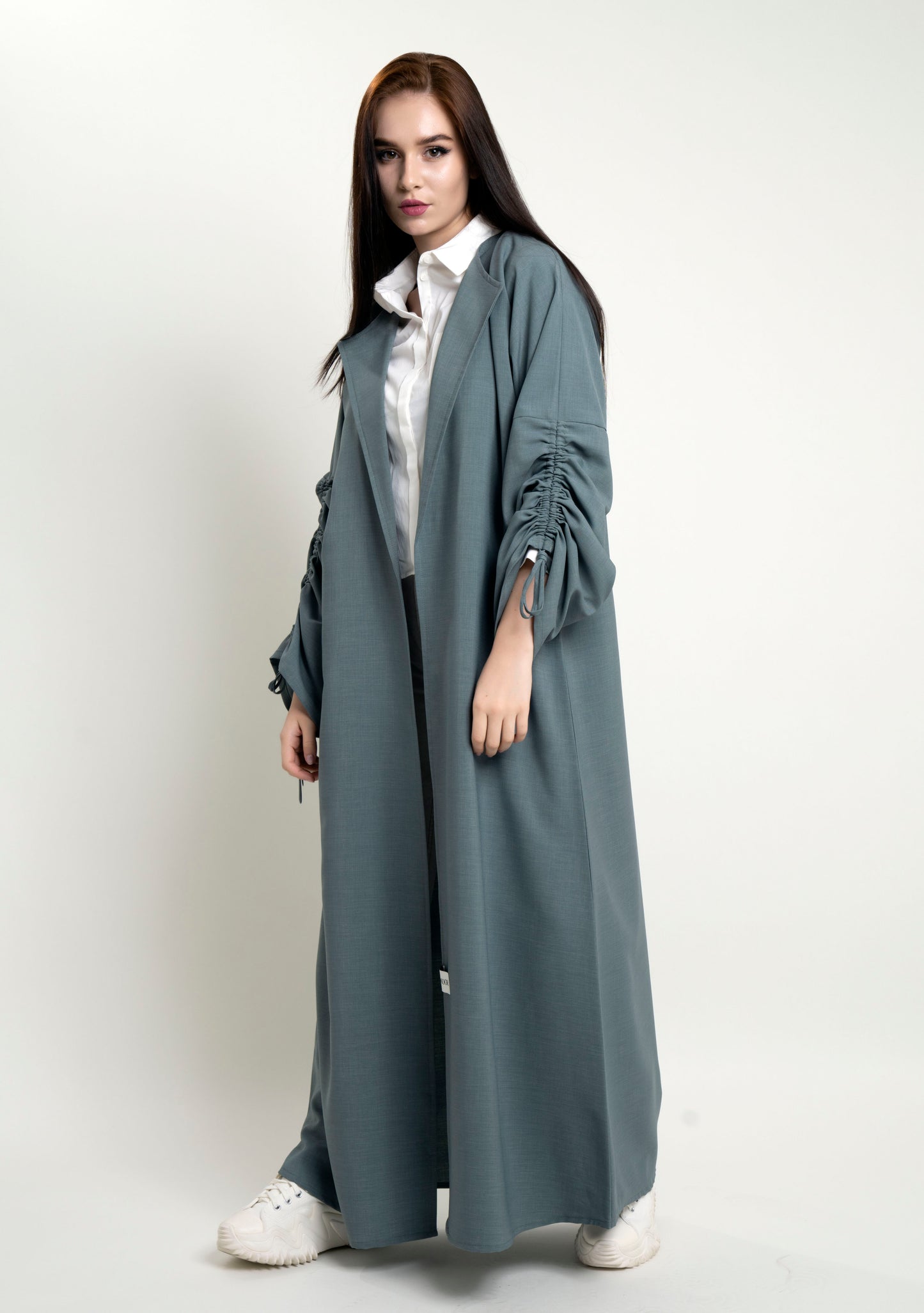 Collar Abaya With Frilled Drawstring Sleeve Pattern