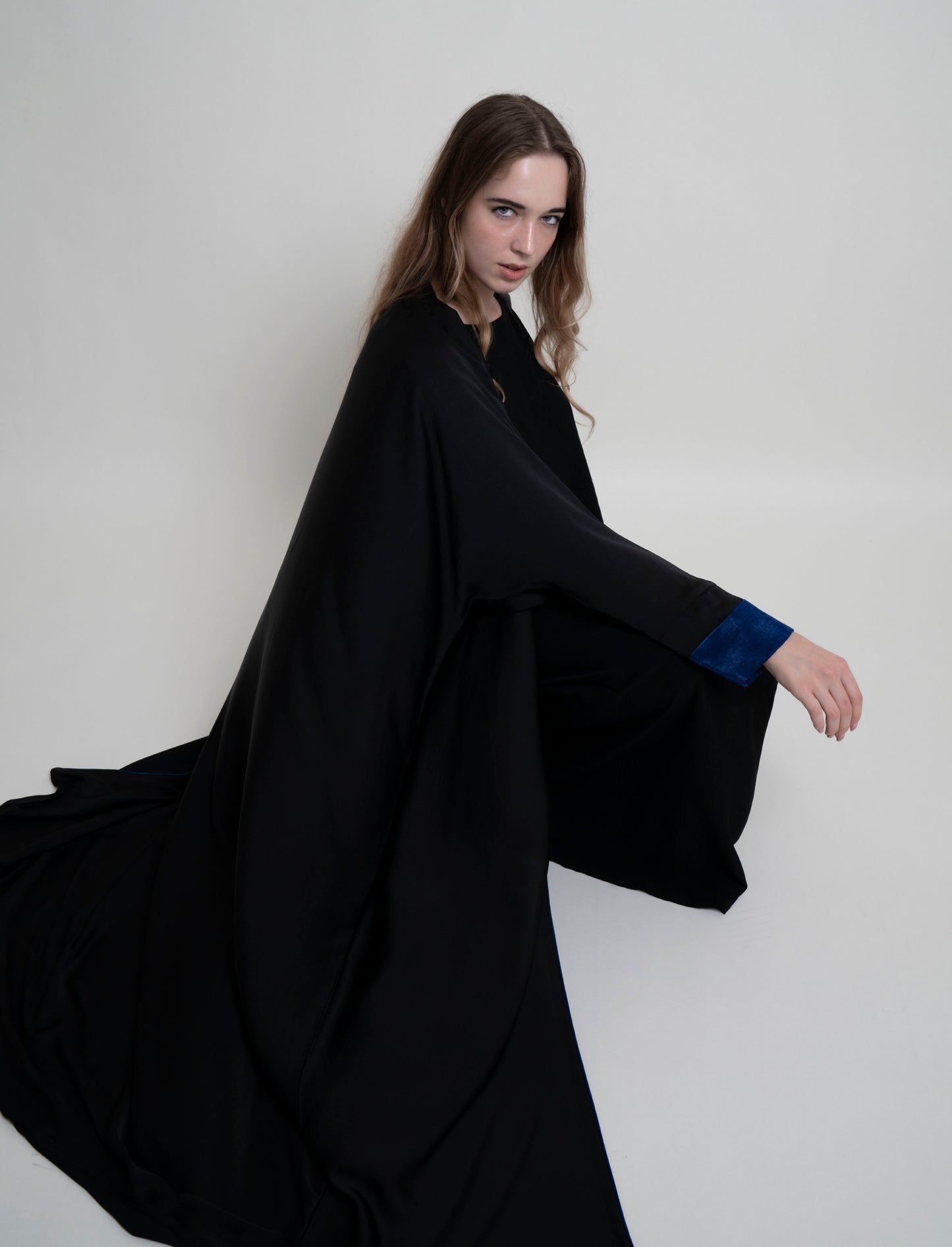 Modern bahrini style black abaya in Dubai online
