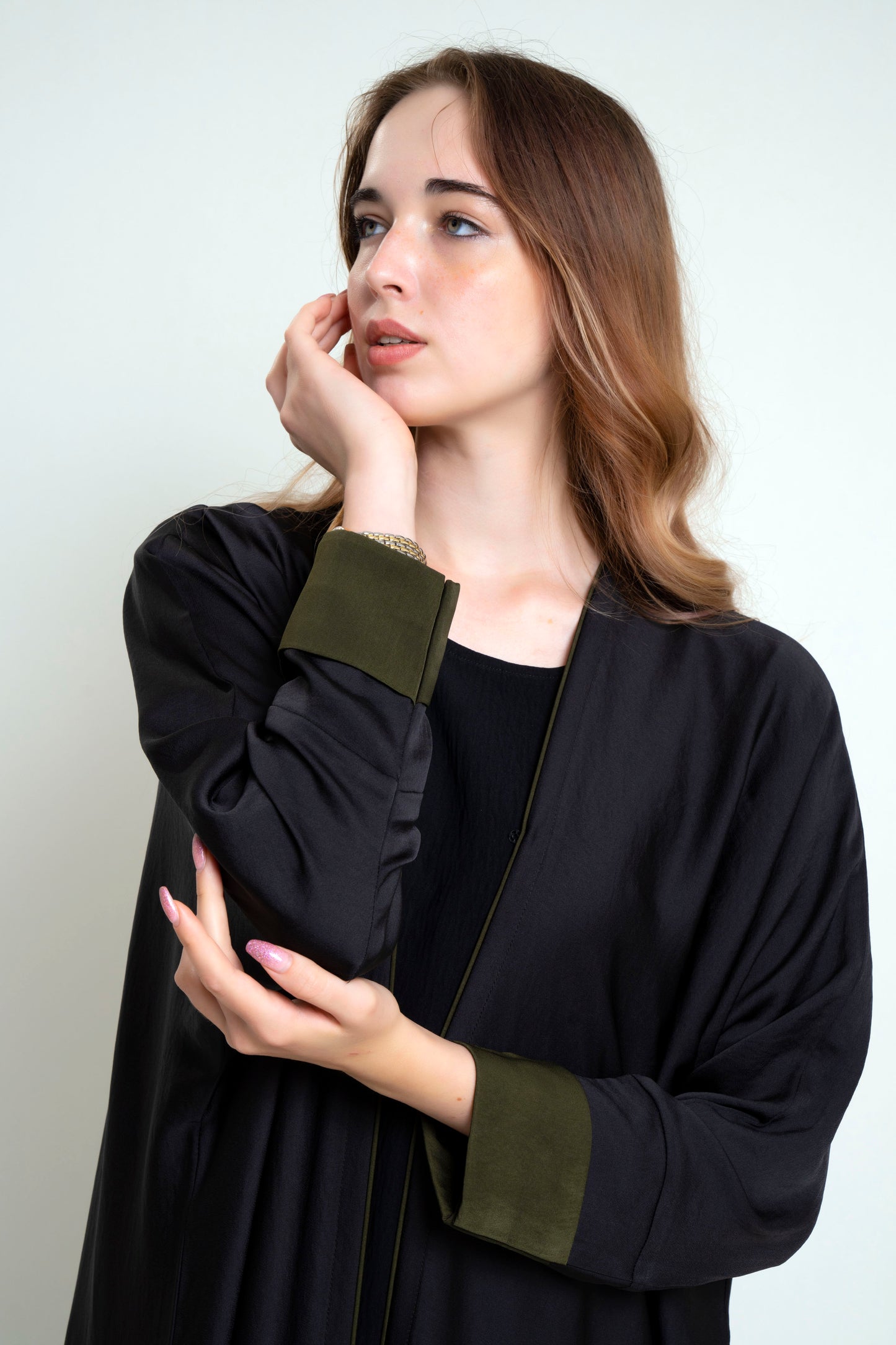 Bahrini Style Abaya With Green Cuff Sleeve