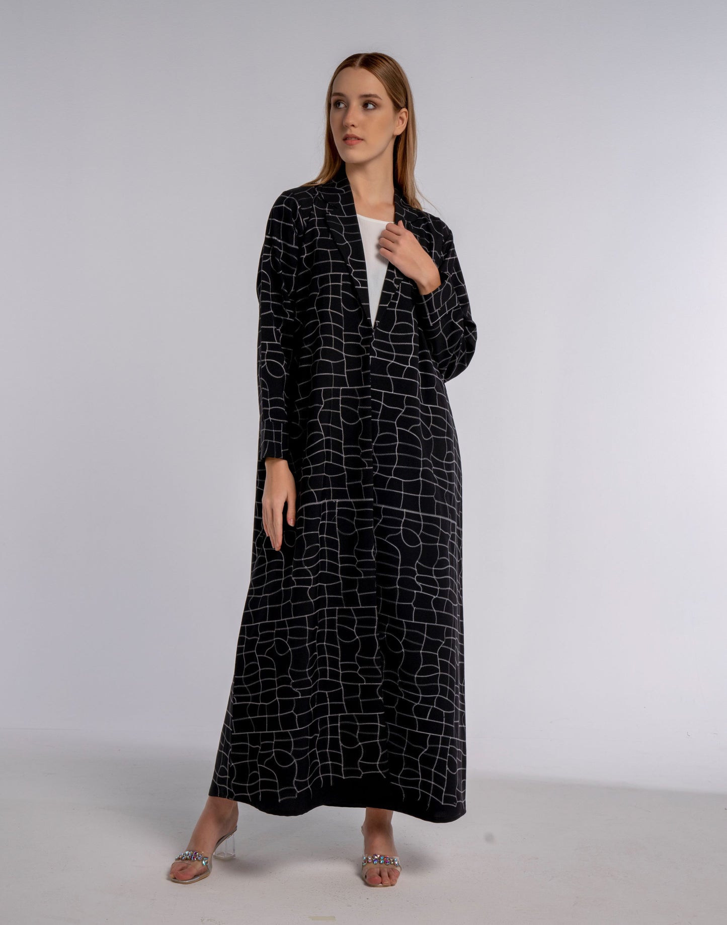 Black machine printed bisht abaya