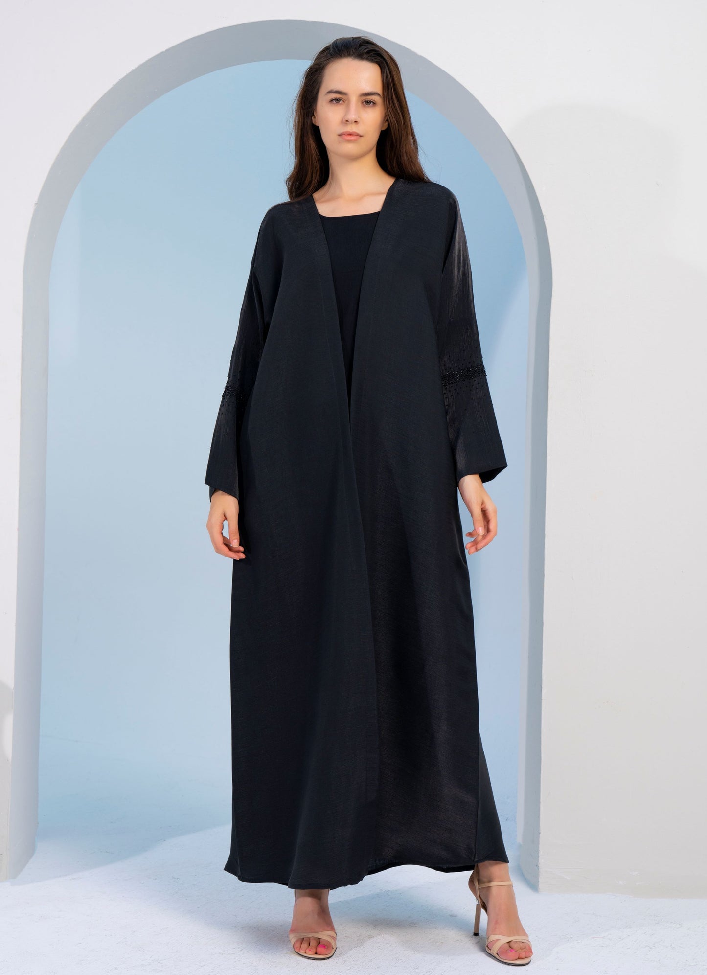 Black bisht abaya with sparkling embellishments in Dubai