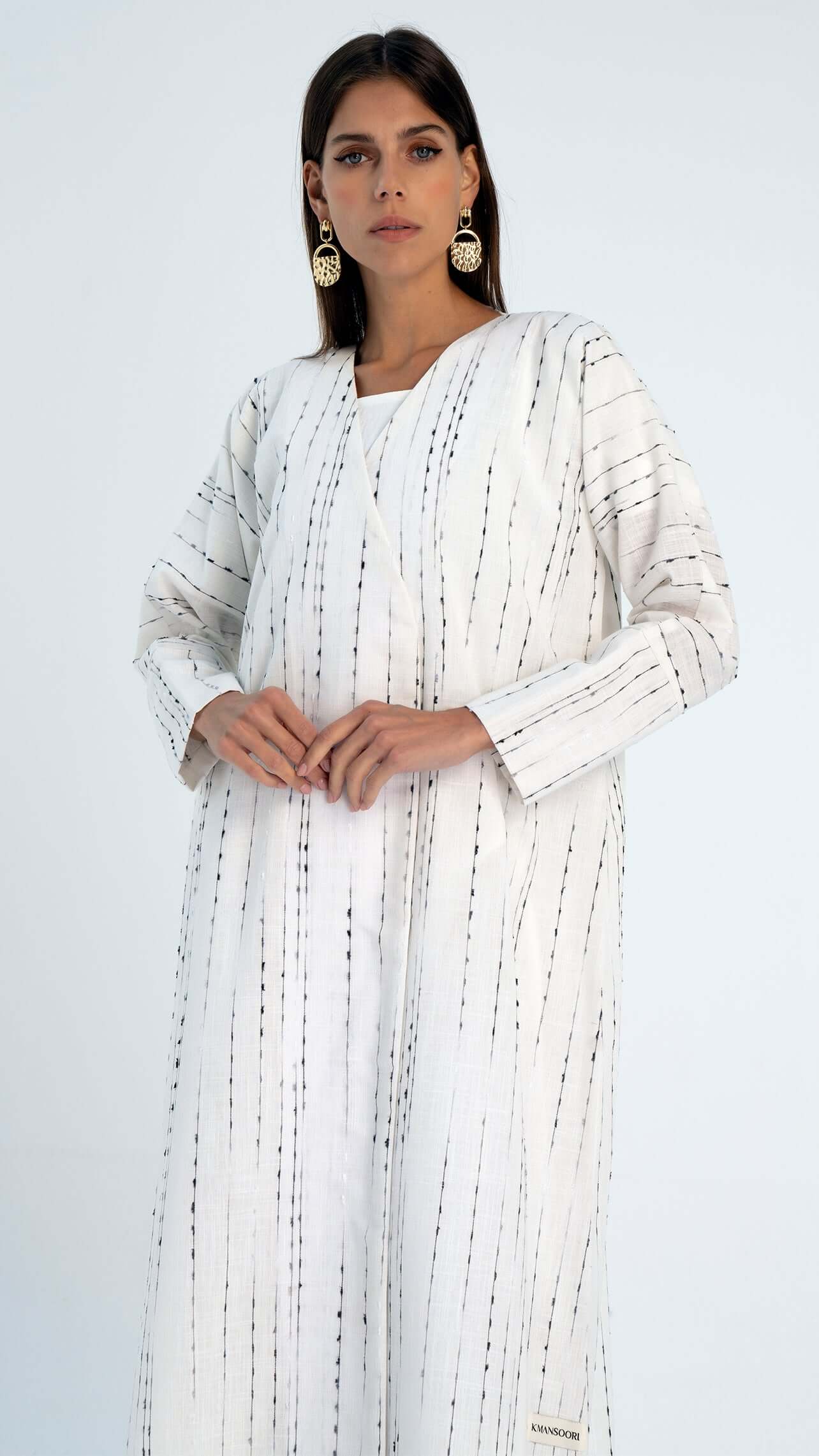 White linen overlap abaya with cut joined sleeve pattern