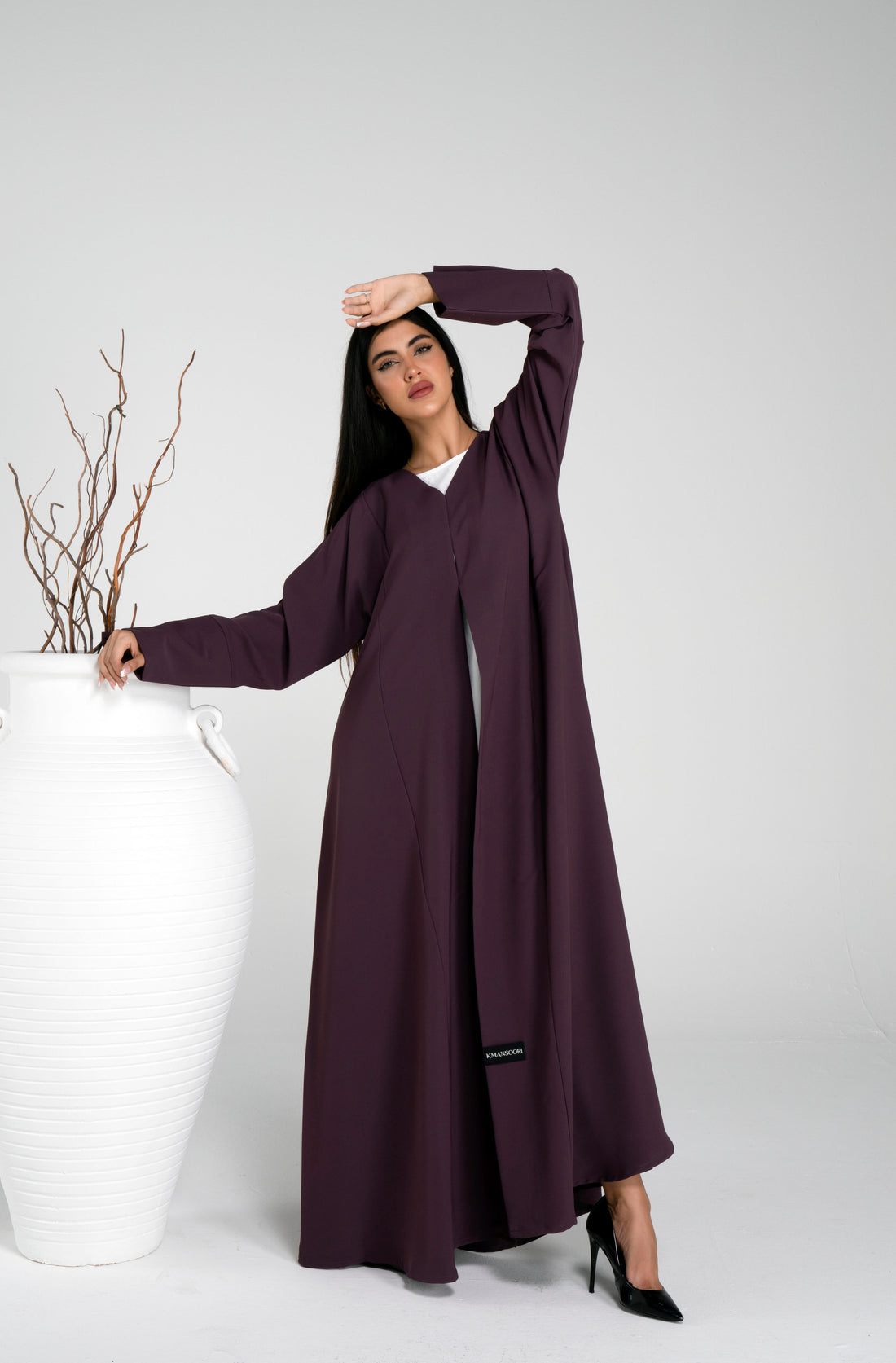 Explore Our Fashionable Travel Abaya Collection