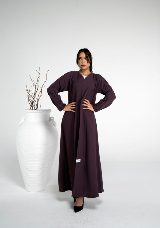 Style Guide For Embellished Abayas