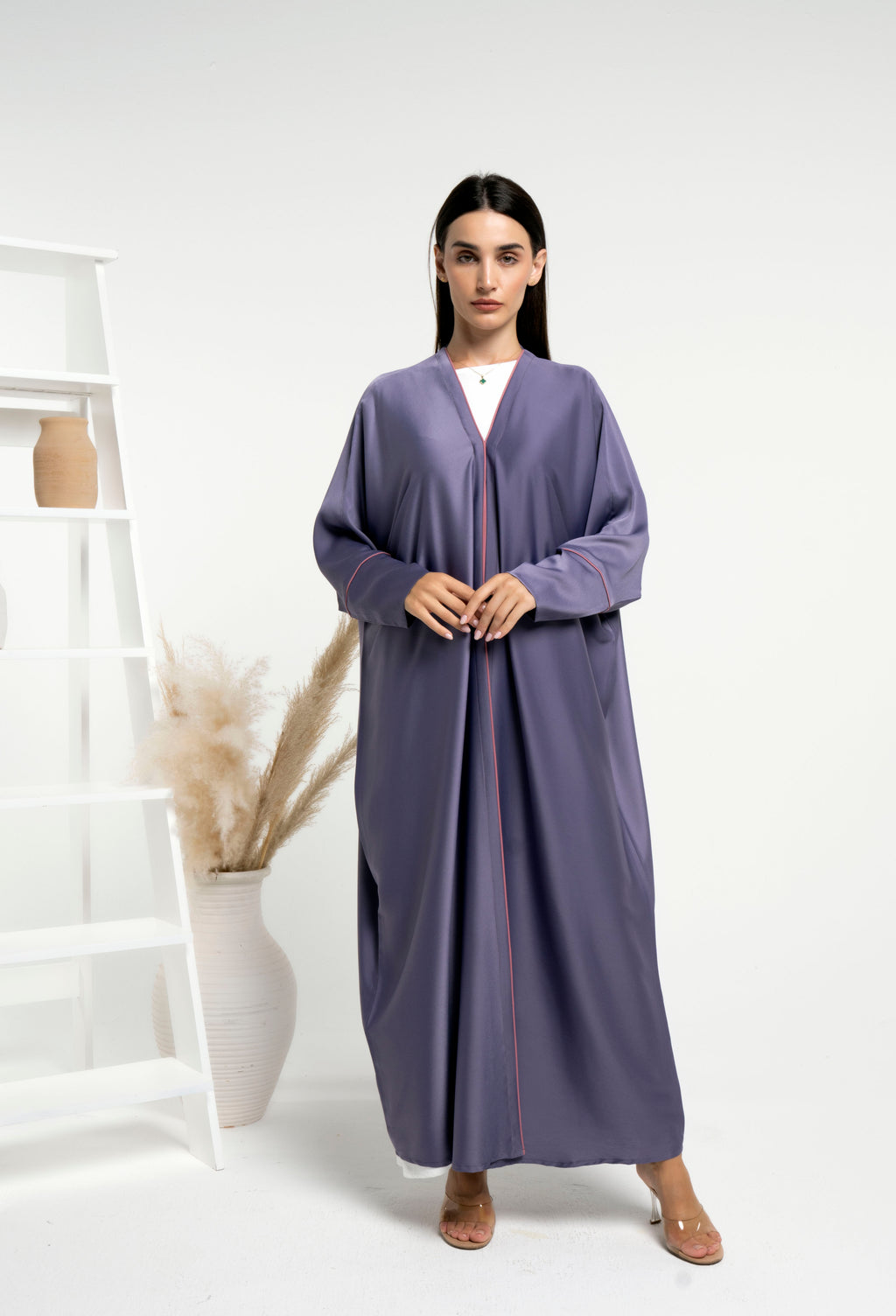Bahraini style purple abaya with contrast color piping detail