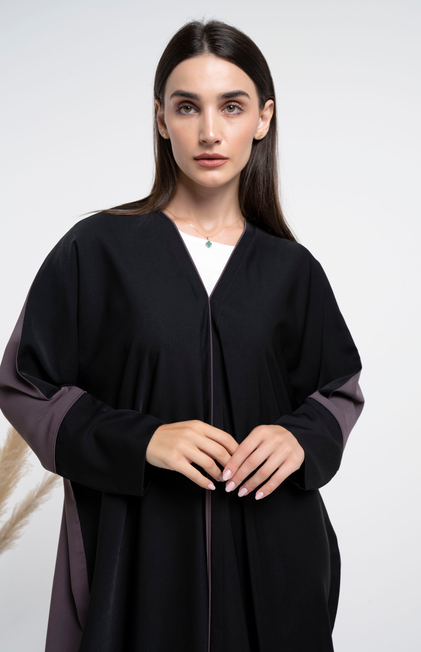 Bahraini style black & dark brown color abaya in Dubai for sale.