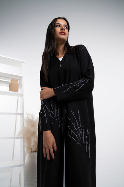 Thread embroidery abaya with bead detailing 