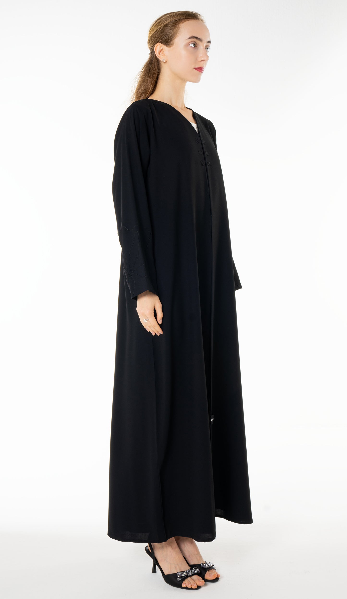 Elegant Black Abaya with Floral Threadwork Detailing