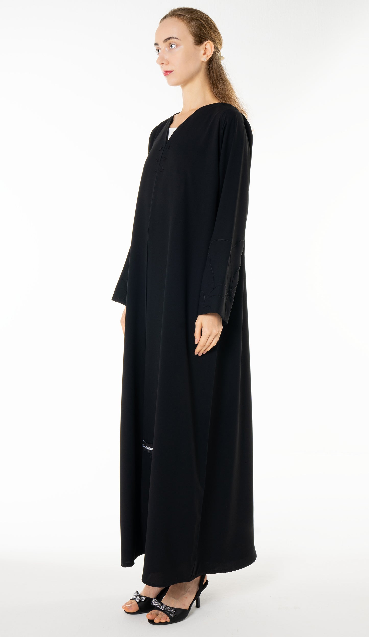 Elegant Black Abaya with Floral Threadwork Detailing
