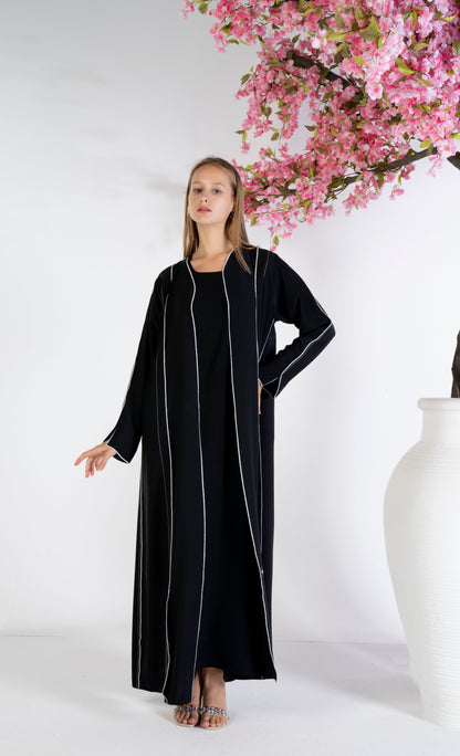 Stylised pattern black abaya for women in Dubai online