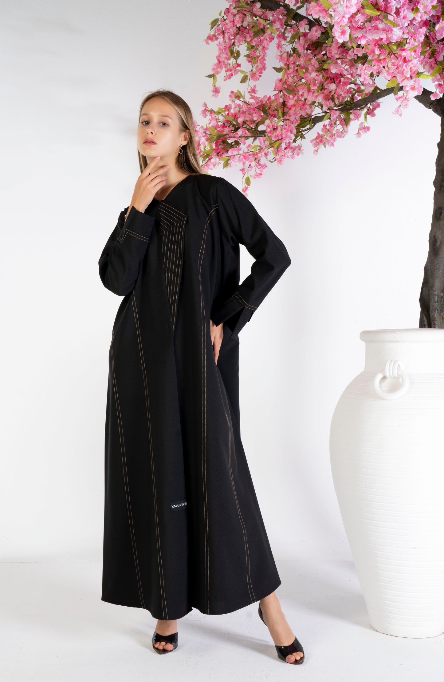Black overlap abaya for women with minimal stripe lines