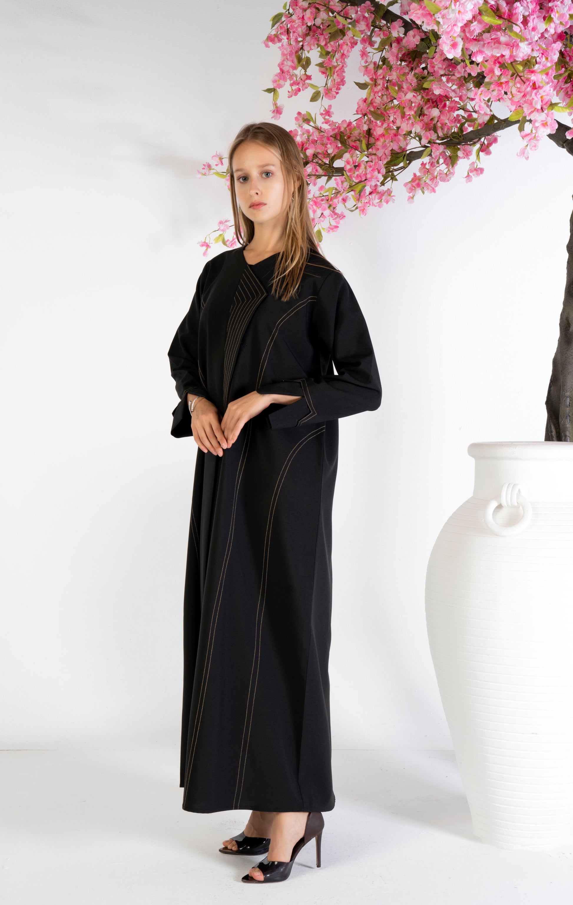 Black abaya with minimal stripe lines