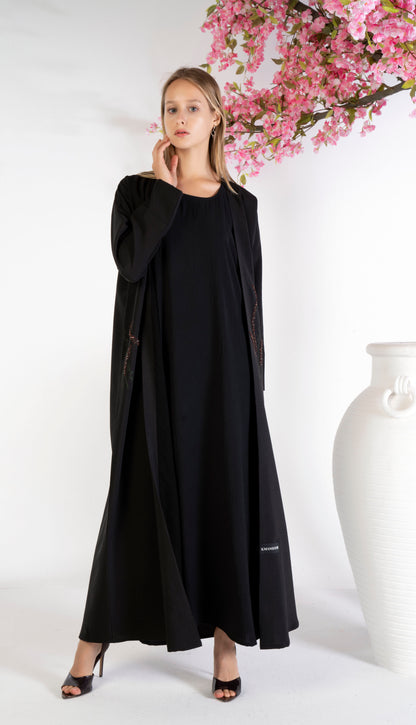 Black abaya for women in Dubai Online