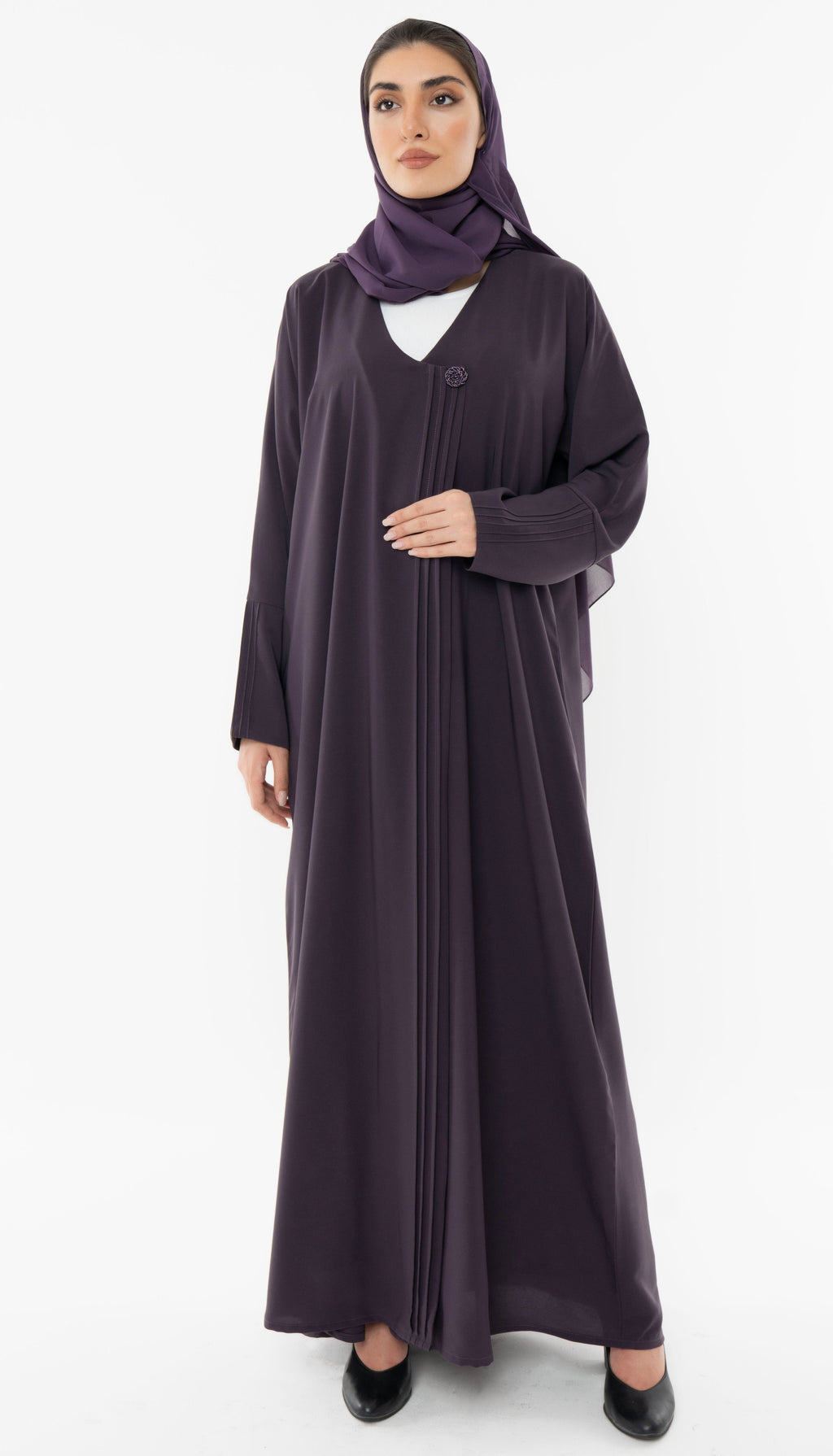 Curve Neck Overlap Abaya With Beautiful Handwork Button