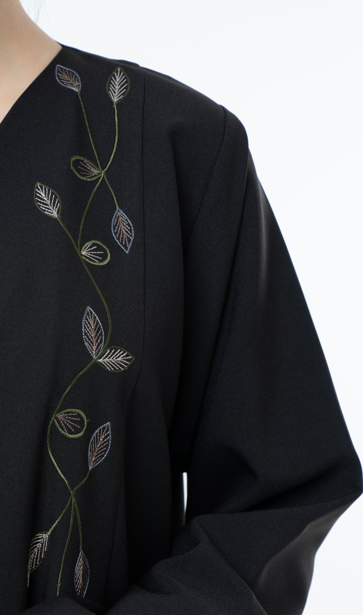 Floral Embroidered Abaya With Pocket Pattern