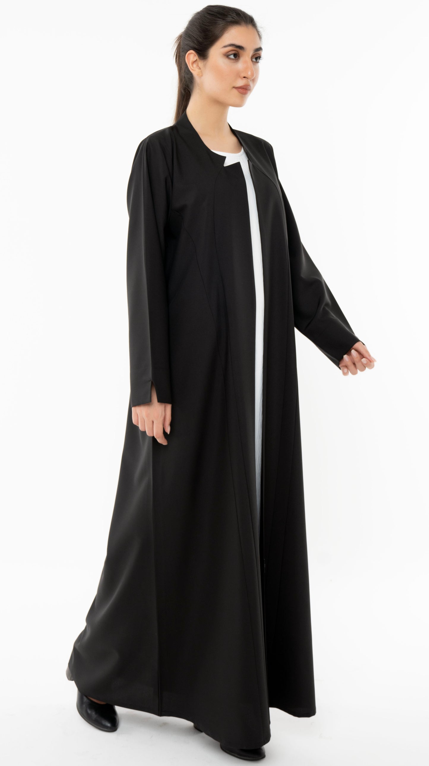 Sada Abaya With Curve Cut Design