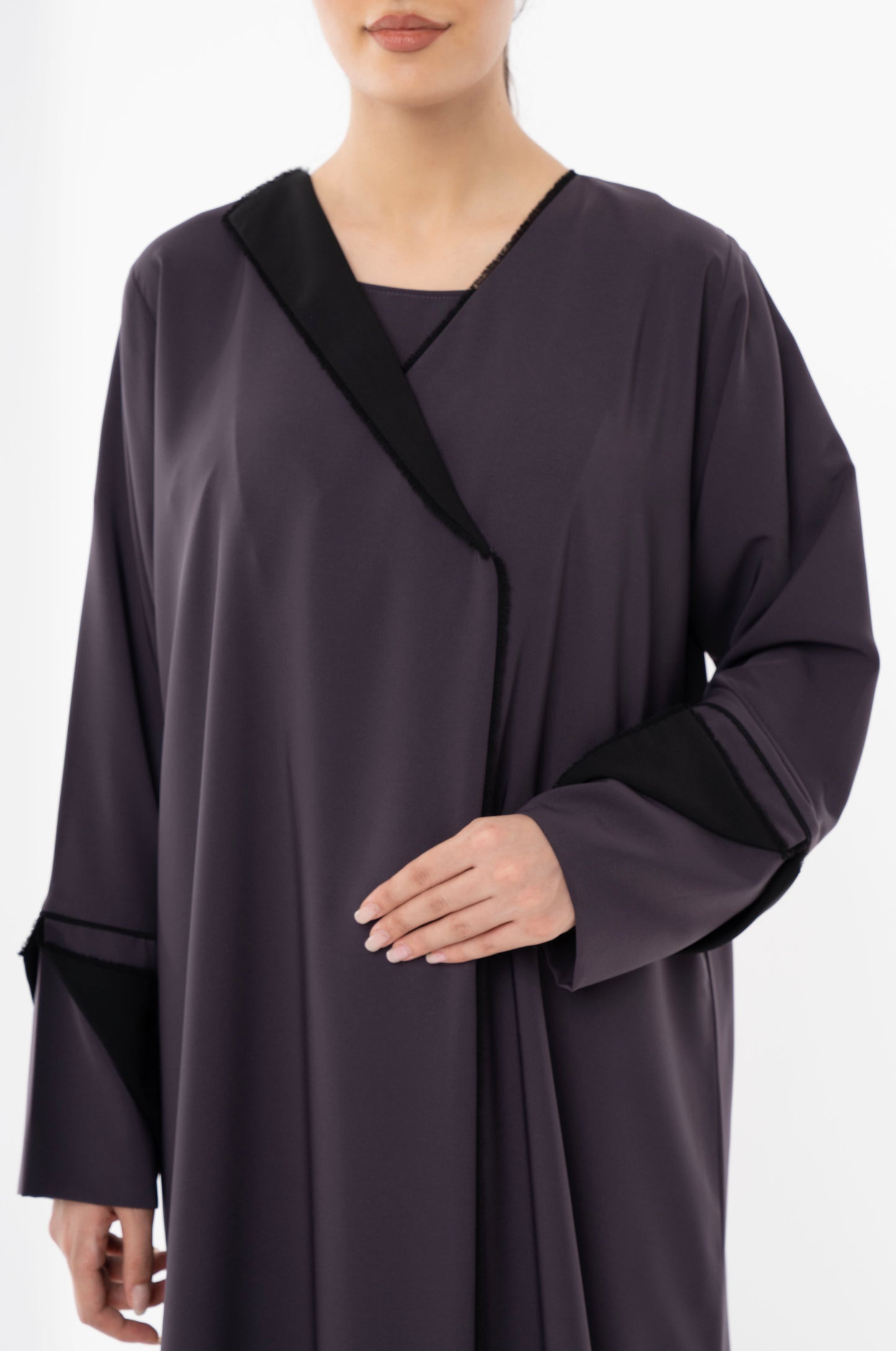 Colorblock Overlap Abaya With One Side Collar And Folded Sleeves