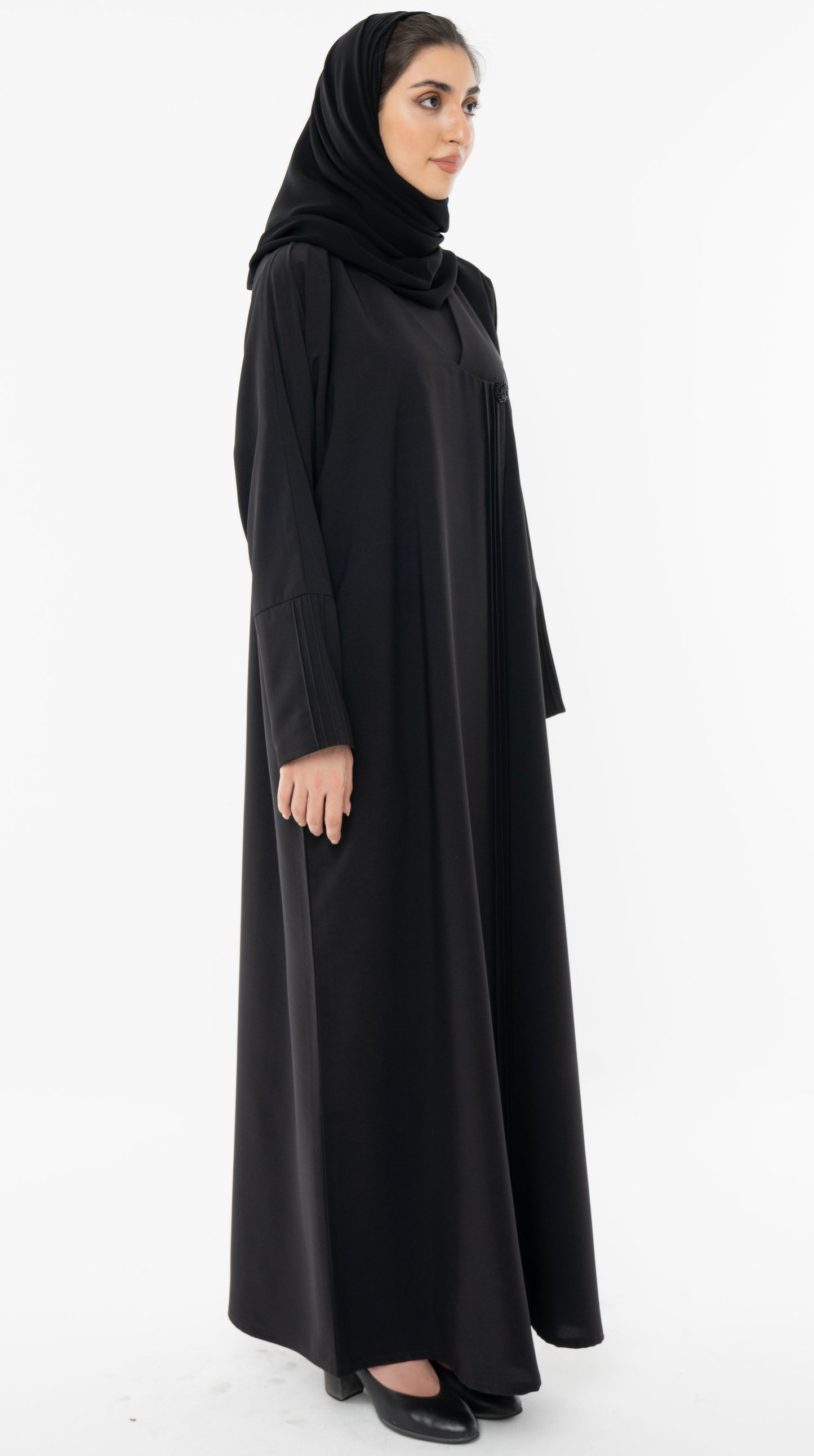 Curve Neck Overlap Abaya With Beautiful Handwork Button