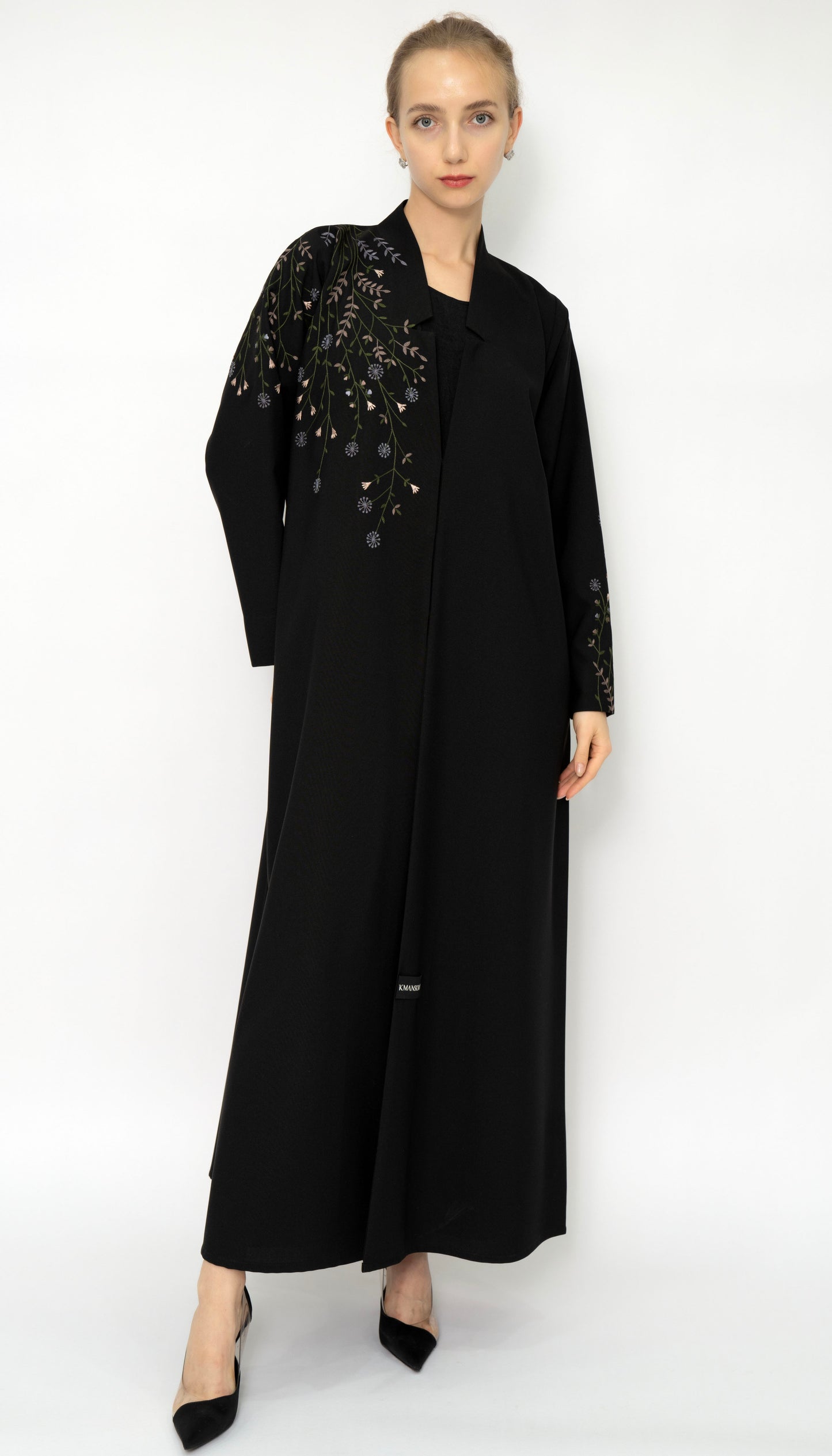 Abaya With Elegant Floral Embroidery Style