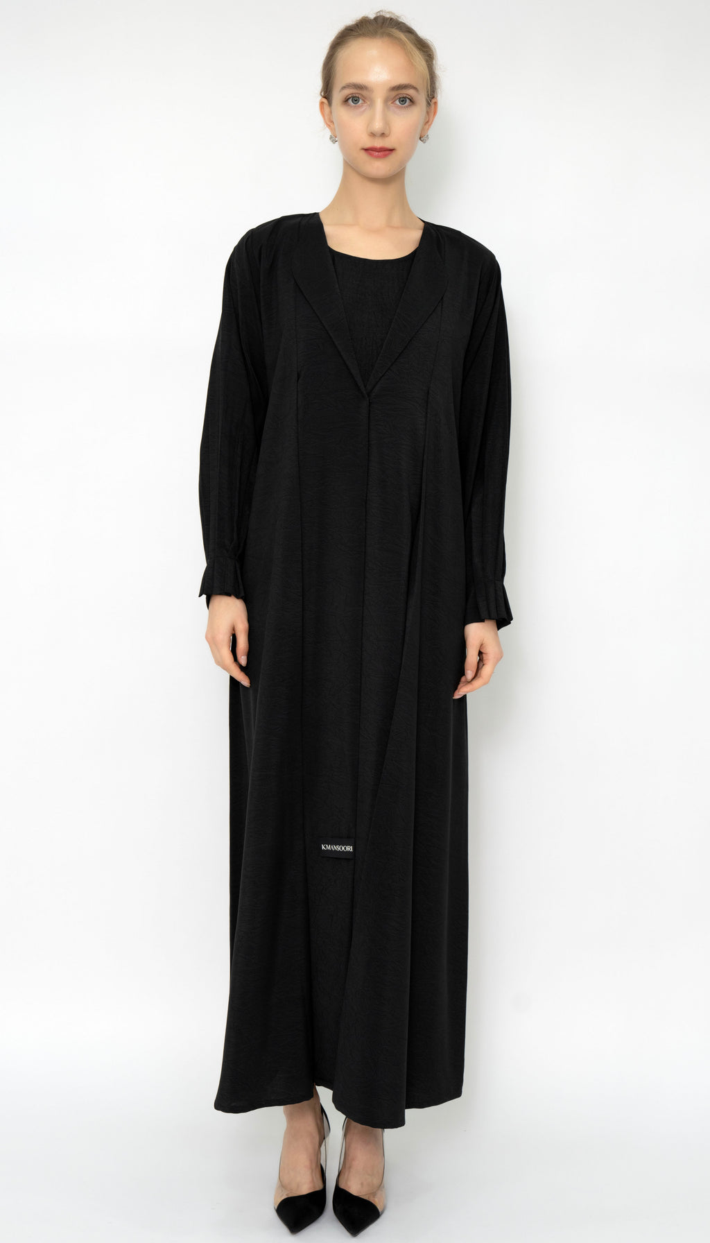 Collar Abaya With Pleated Sleeve Style