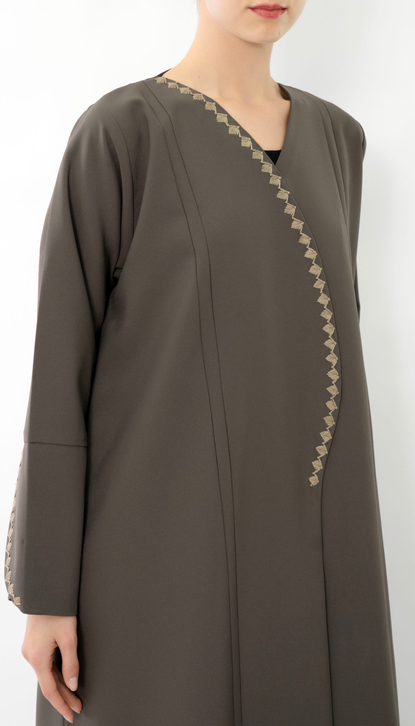 Stylish Patterned Overlap Abaya With Embroidery Detailing