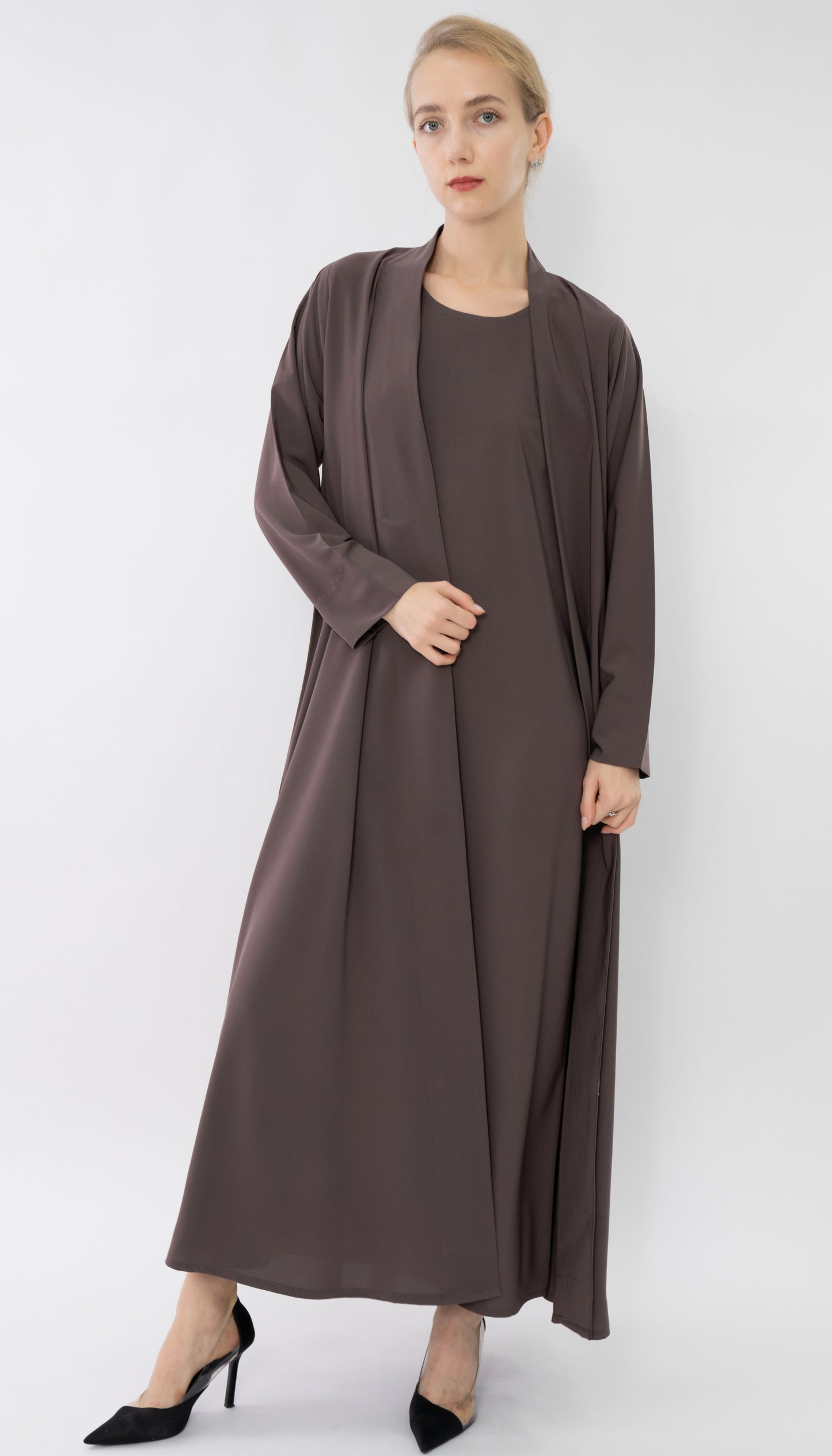 Sada Abaya With High Neck Style