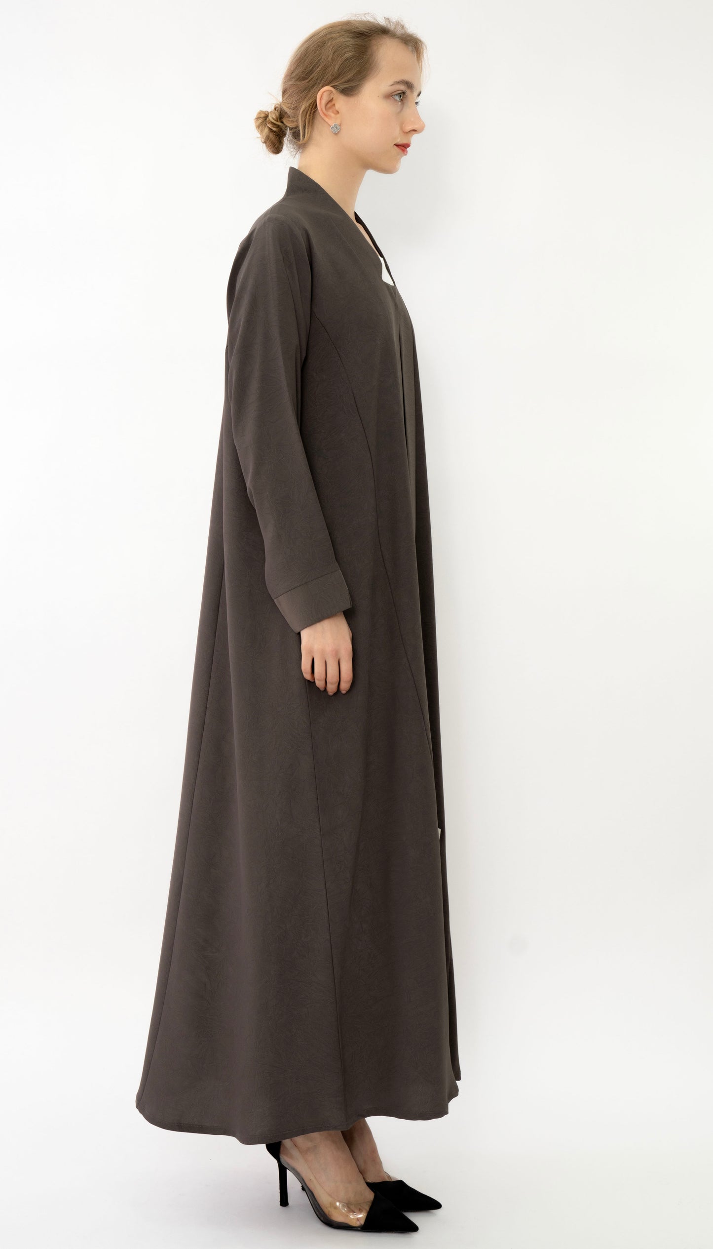 Beautiful High Neck Pattern Abaya