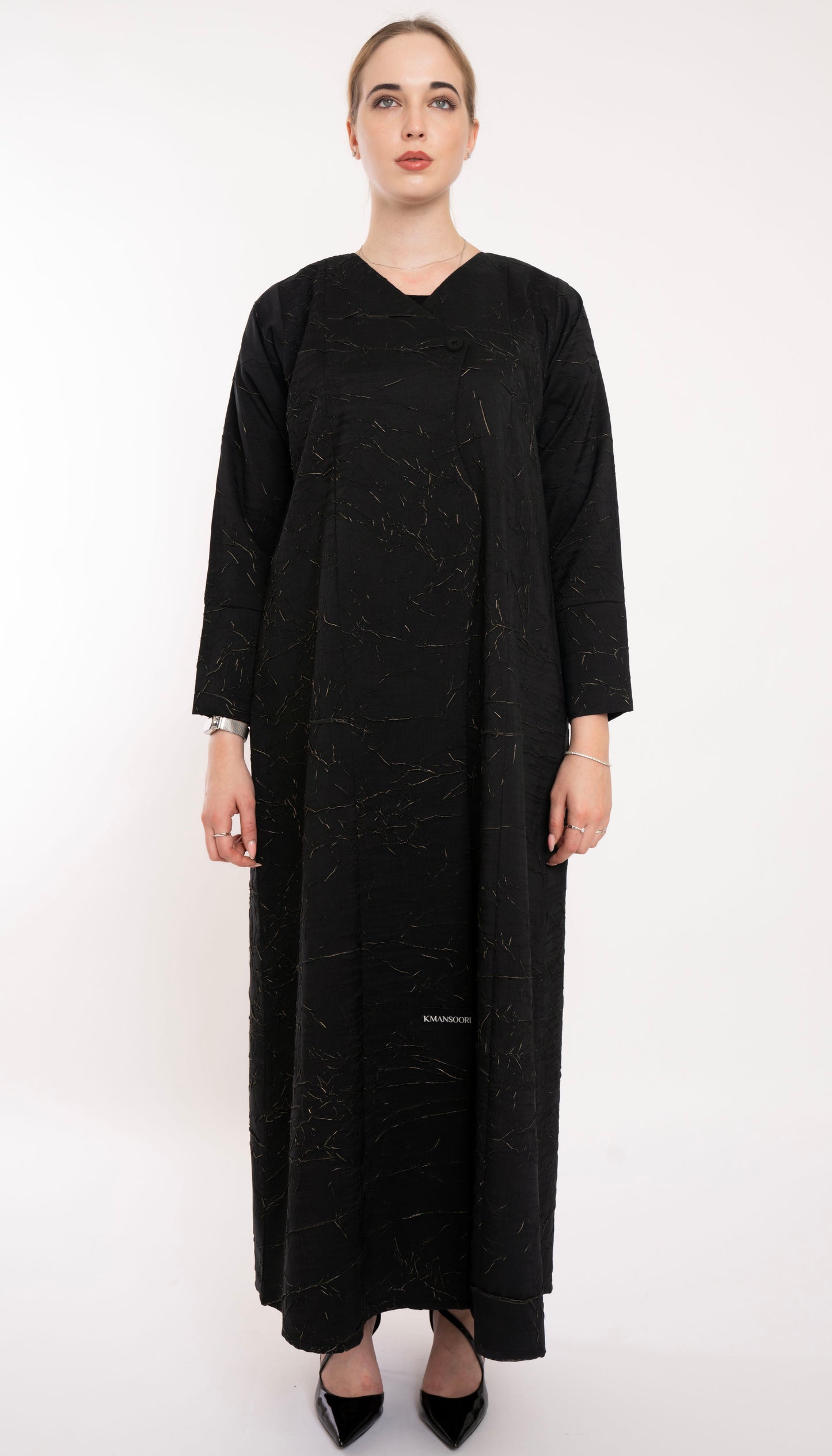 Golden Texture Abaya In Overlapping Pattern