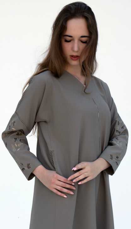 Elegant Floral Embroidered Sleeve Pattern With Side Pockets