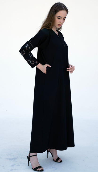 Elegant Floral Embroidered Sleeve Pattern With Side Pockets